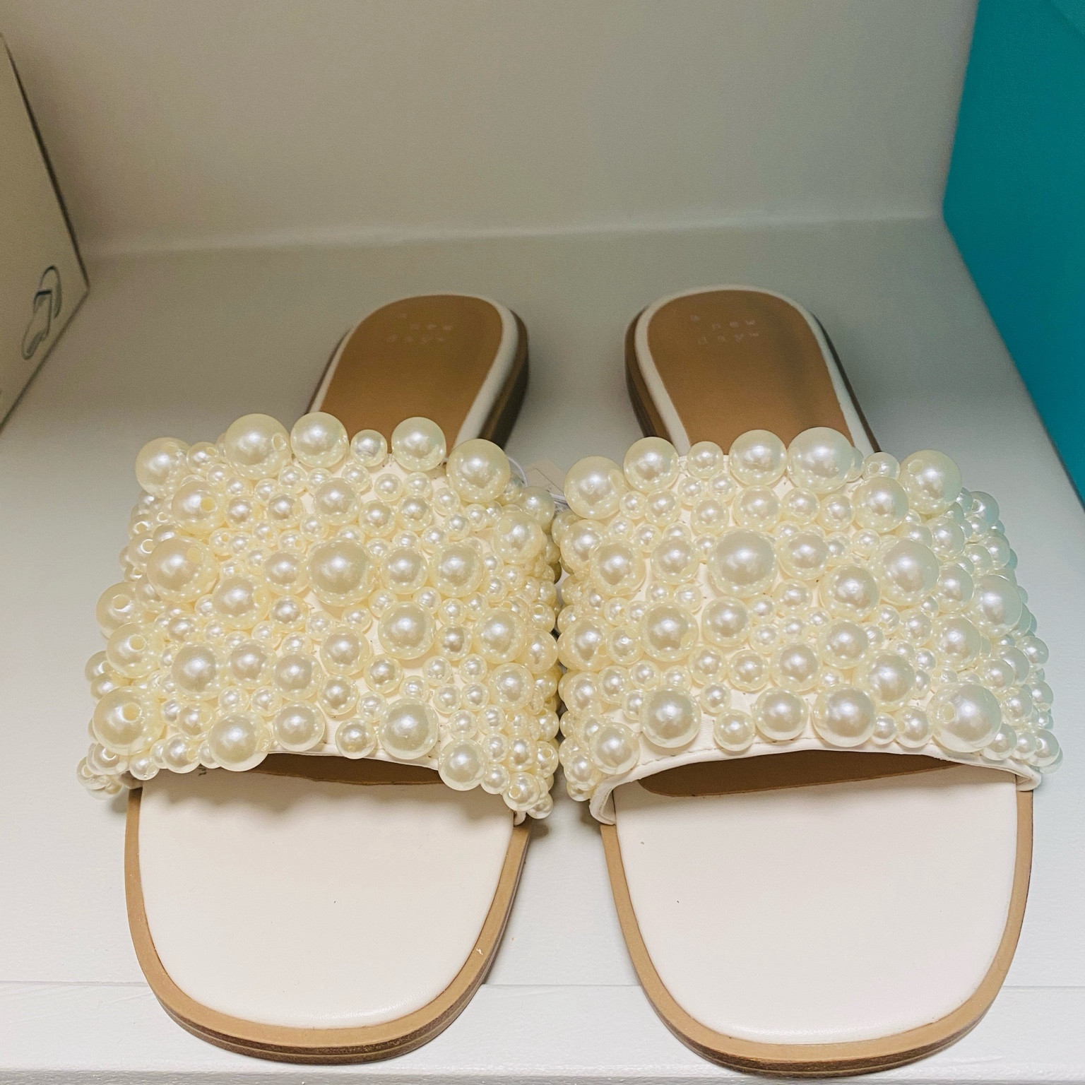 Love my new Target sandals! I love pearls so I will be wearing these all the time. They seem very comfortable 

Target
Sandals
Target shoes
Pearl shoes
Flats 
Embellished shoes 

#LTKstyletip #LTKfindsunder50 #LTKshoecrush