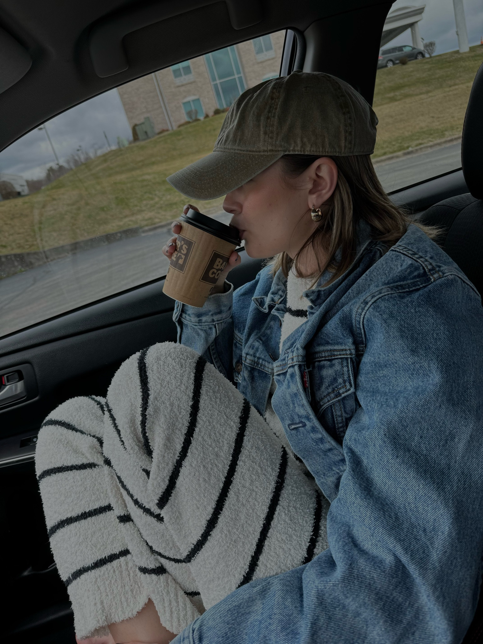 Coffee date☕️✨🫶

#LTKstyletip #LTKfindsunder100 #LTKfindsunder50