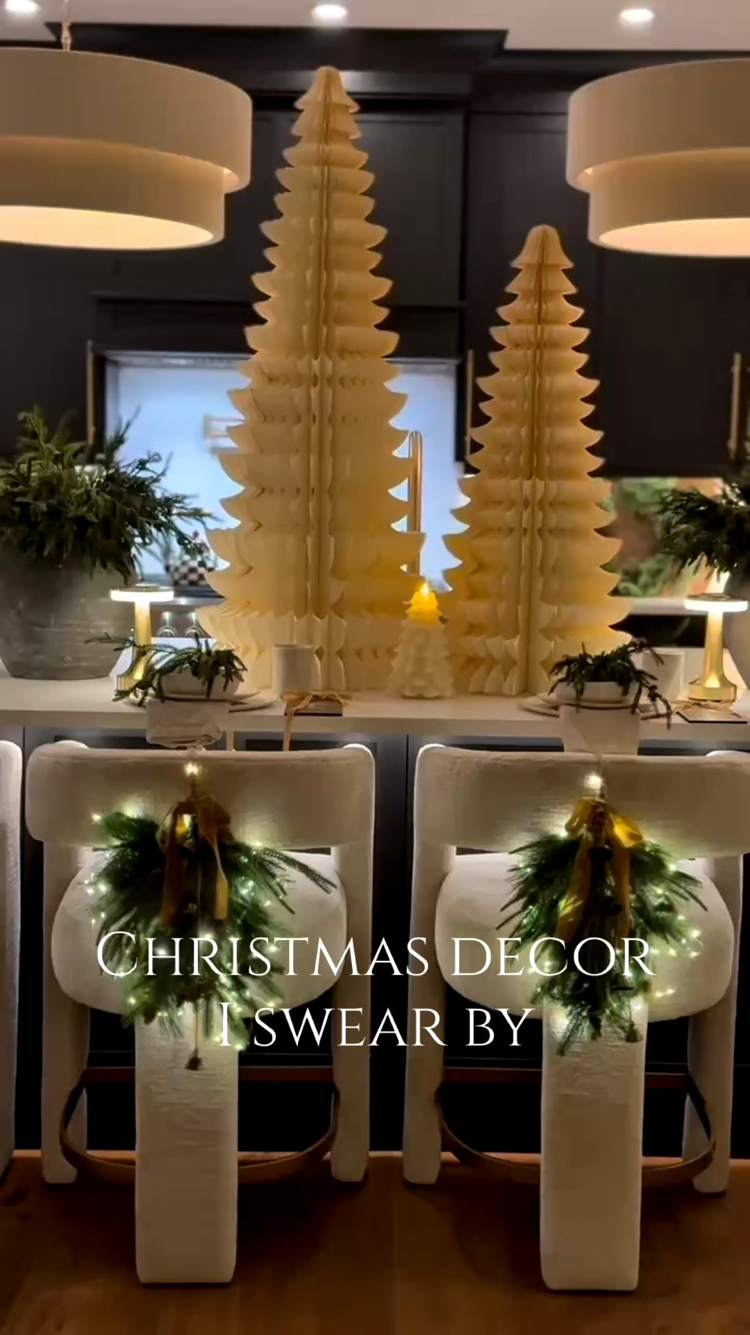Here are some Christmas decor that I swear by! 🎄✨

Rich Velvet Bows. Pre-lit Wreaths. Real Touch Garland. Flocked Christmas Trees. 36” Norfolk Pine Branch. Wreath. Flameless Tree Candle. Honeycomb Trees. Viral Twinkle Trees. 

#founditonamazon #interiordesign #2025christmas #christmasfinds 


#LTKHome #LTKSeasonal #LTKHoliday