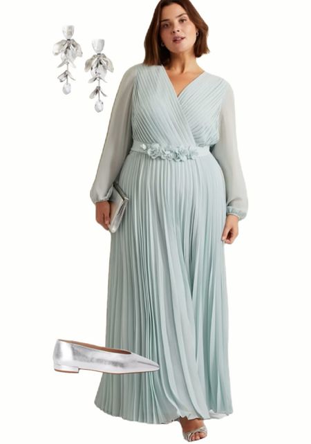 Plus size Mother of the Bride outfit 

#LTKplussize #LTKeurope