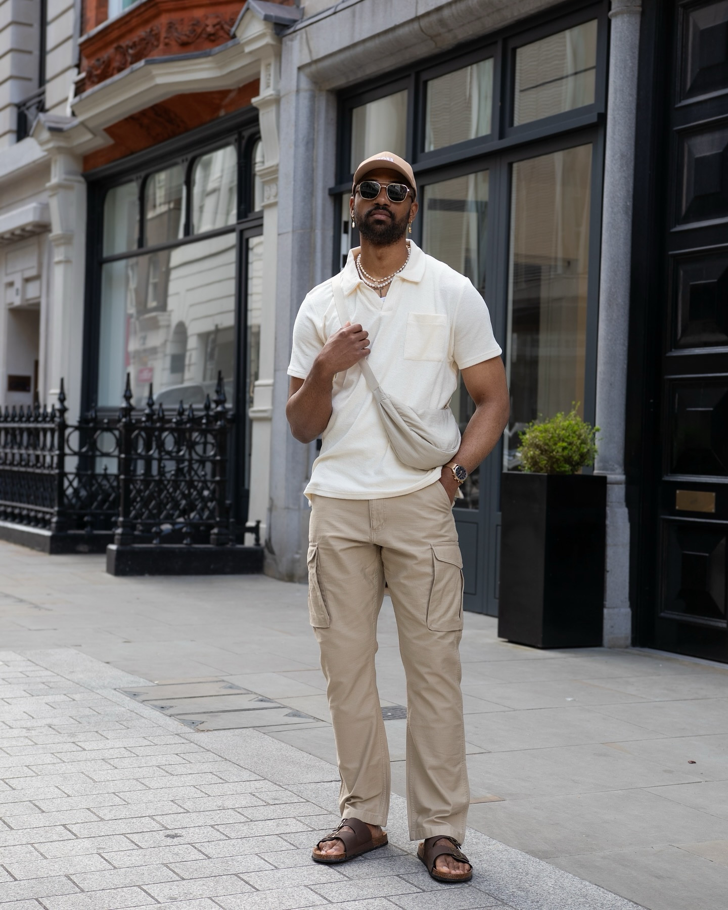 A Casual Day In City @jacamouk 

What do you think of this look? 

Save For Later 🖤

📸 taken by @amiizmus 

#mensfashion #mensstreetstyle #londonfashionblogger #mensootd #outfitinspo #outfitideas #summeroutfit #ifyoulikeitwearit #outfitforhim #styleideasdaily #cargopants #cargopantsoutfit #styleideasformen #dailyoutfitinspo #dailyoutfitlooks #theoutfitscrapbook #outfitlookbook #fashionlooks #streetstyle #beigecargopants 