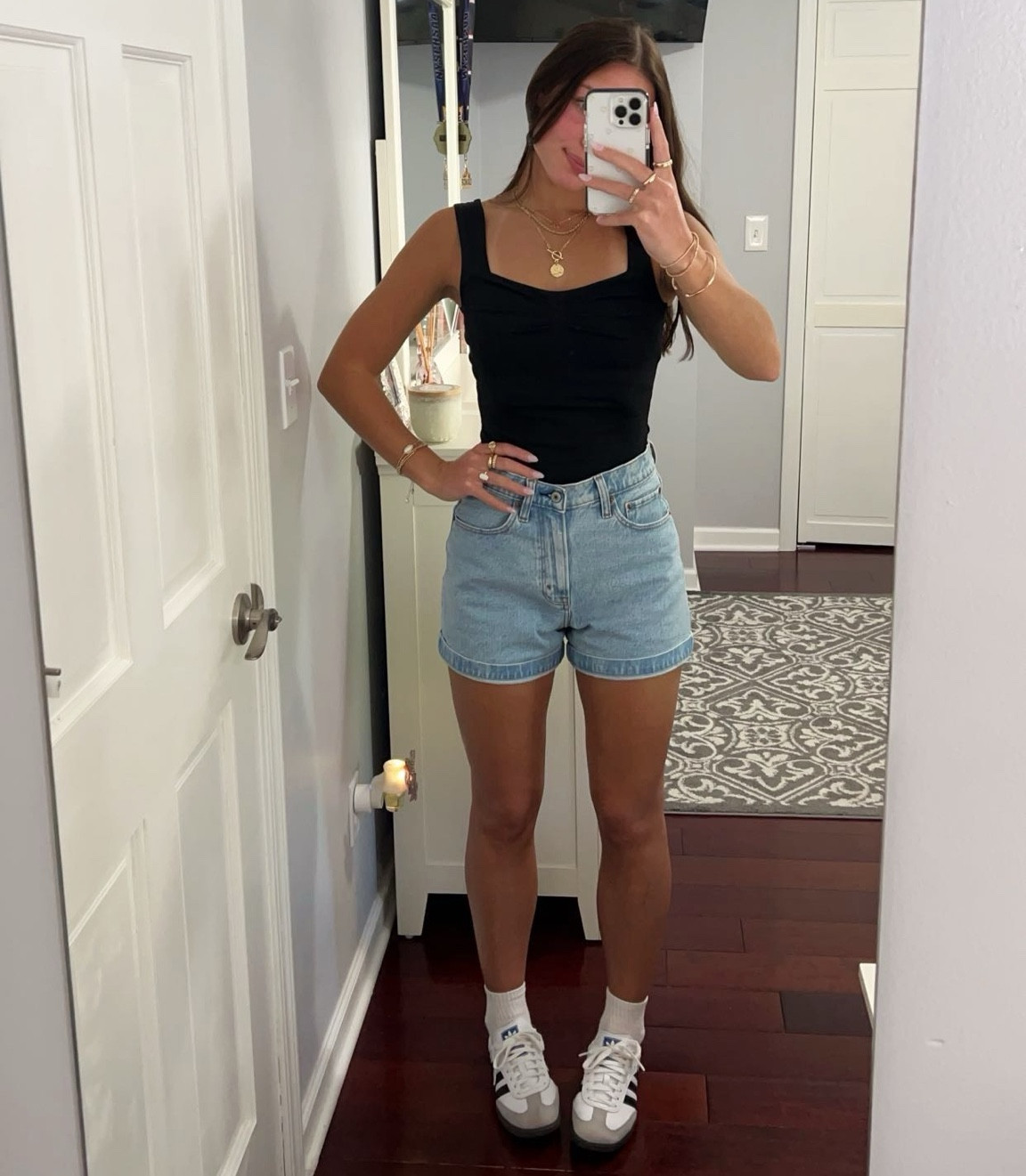 casual fit for summer 🫧✨💕
Size 26 in shorts!
Size XS in top!

#LTKStyleTip #LTKSeasonal #LTKBeauty