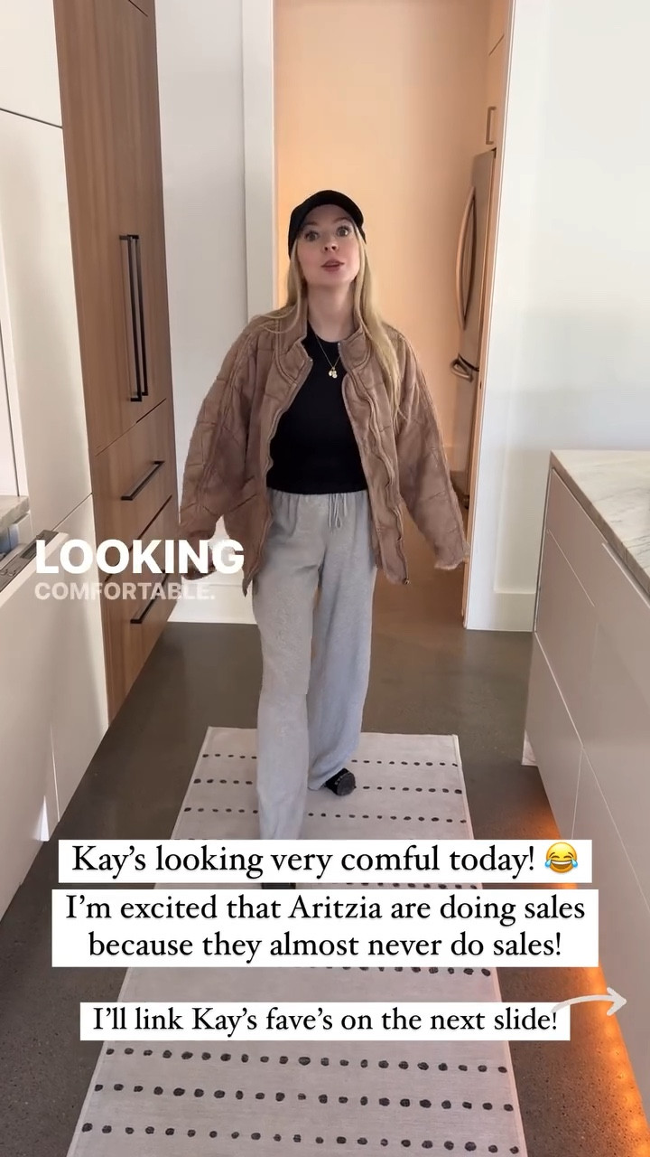 Very “comful” look today! My shirt is out of stock in black so i linked it in another color 🖤

#LTKWatchNow #LTKStyleTip