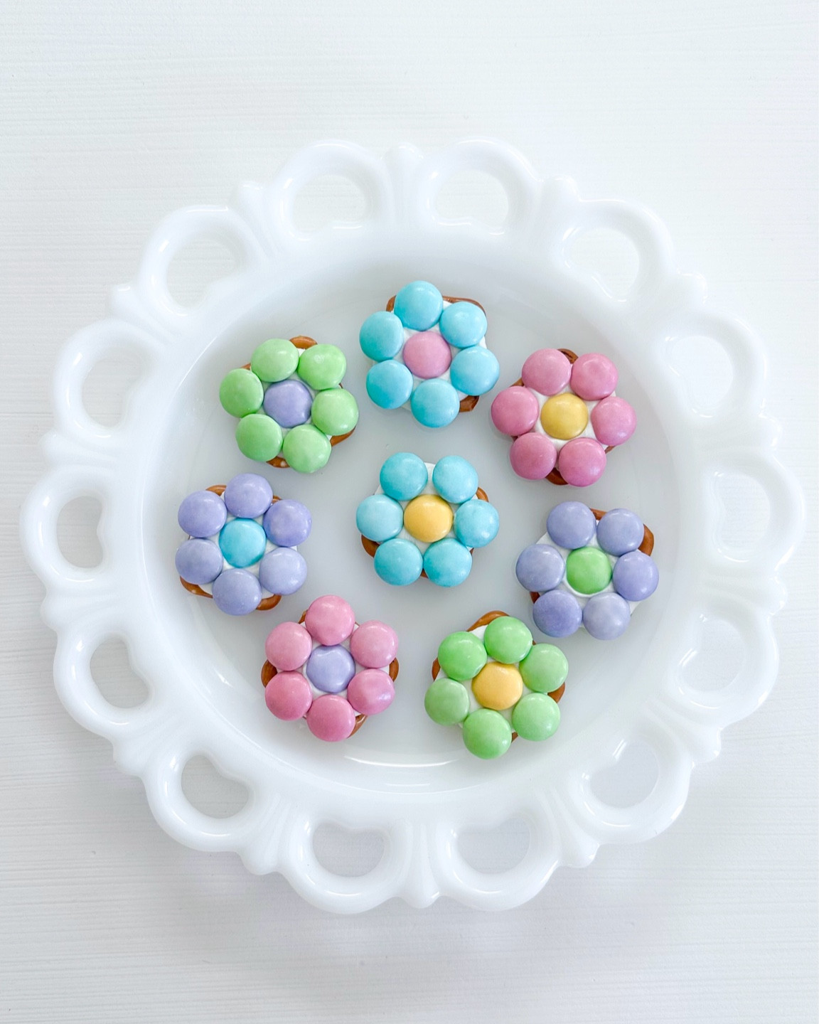 Flower Pretzel Bites are the perfect spring treat! Full tutorial is on my blog and YouTube  

#LTKSeasonal #LTKfamily #LTKparties