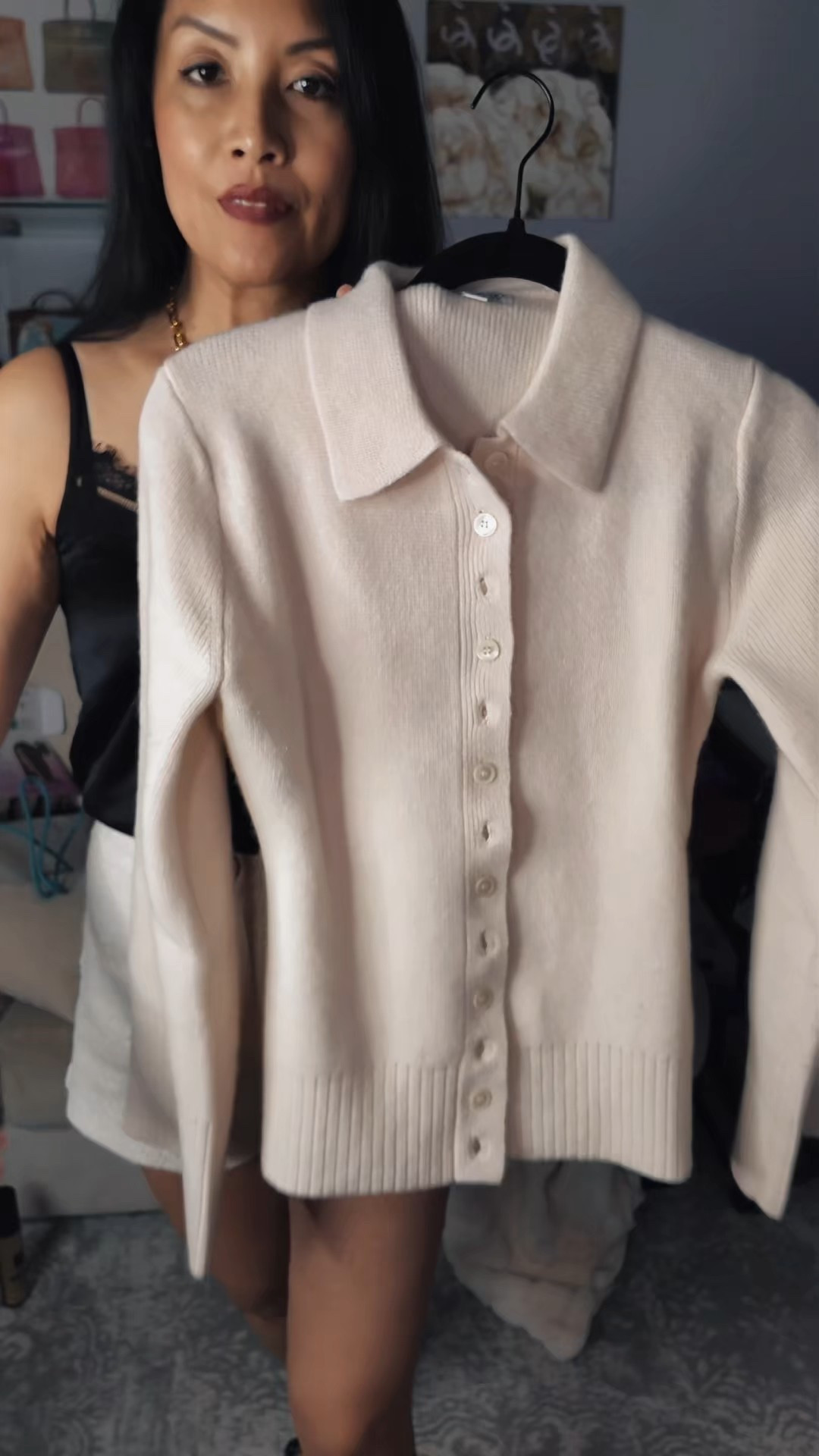 ✨ Chic Layers, Timeless Style ✨
The J.Crew Milano-Stitch Cinched-Waist Cardigan brings that polished comfort we love — perfectly paired with the BCBGMAXAZRIA Tweed Shorts for a modern, feminine edge. Add the Teddy Blake Dana Dollarino 11” Bag for a touch of luxe sophistication that pulls the whole look together. 🖤✨

👉 Shop my full outfit and other trending favorites directly on my LTK page!

#LTKStyleTip #LTKSeasonal #LTKFindsUnder100