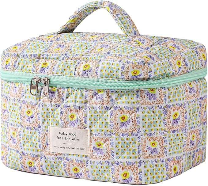 uekeboag Large Travel Quilted Makeup Bag for Women, Floral Cotton Cosmetic Bag, Coquette Aestheti... | Amazon (US)