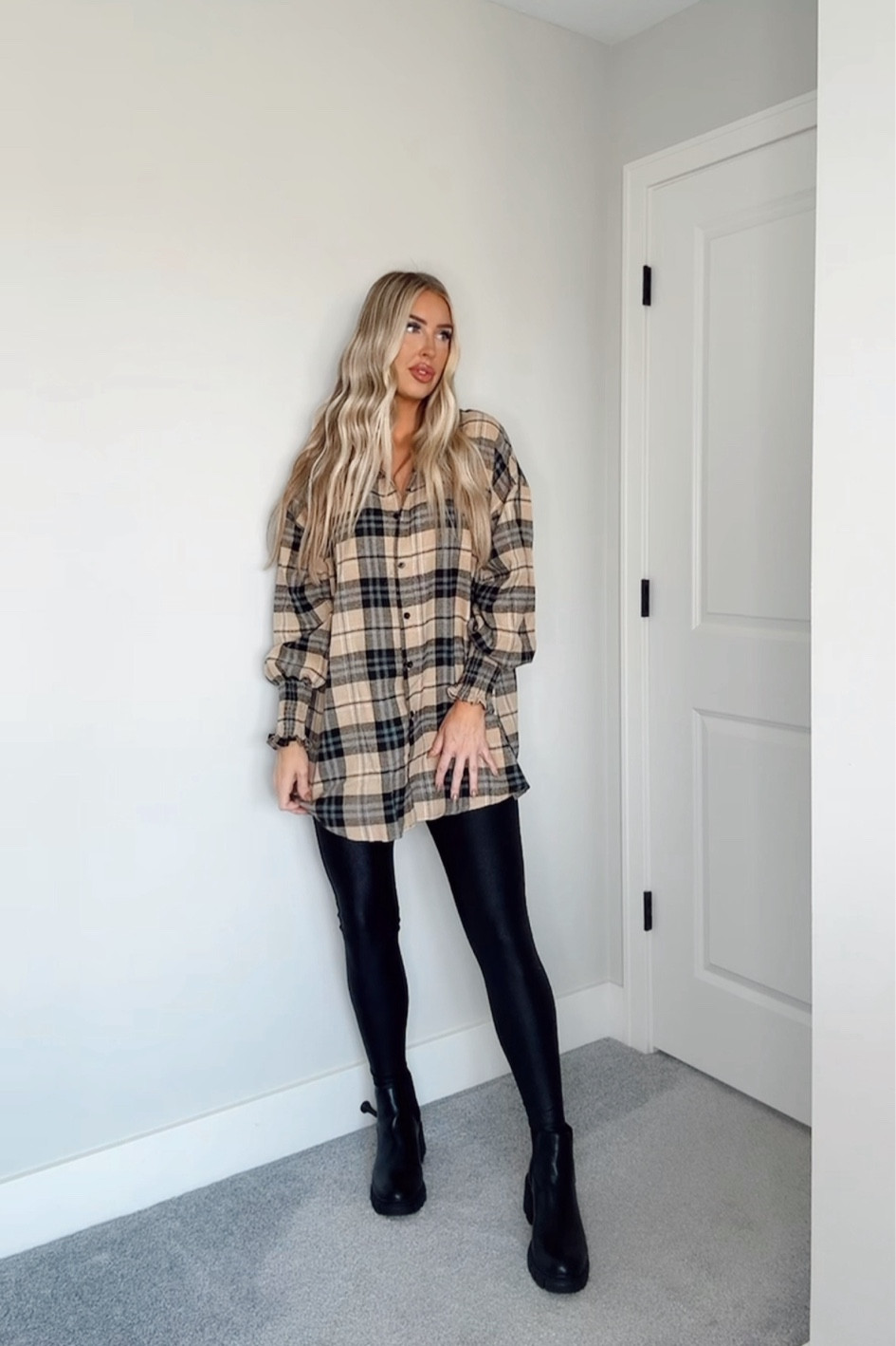 Thanksgiving outfit inspo 🦃 wearing a size M in the plaid top & S in the faux leather leggings 

#LTKStyleTip #LTKFindsUnder100 #LTKFindsUnder50