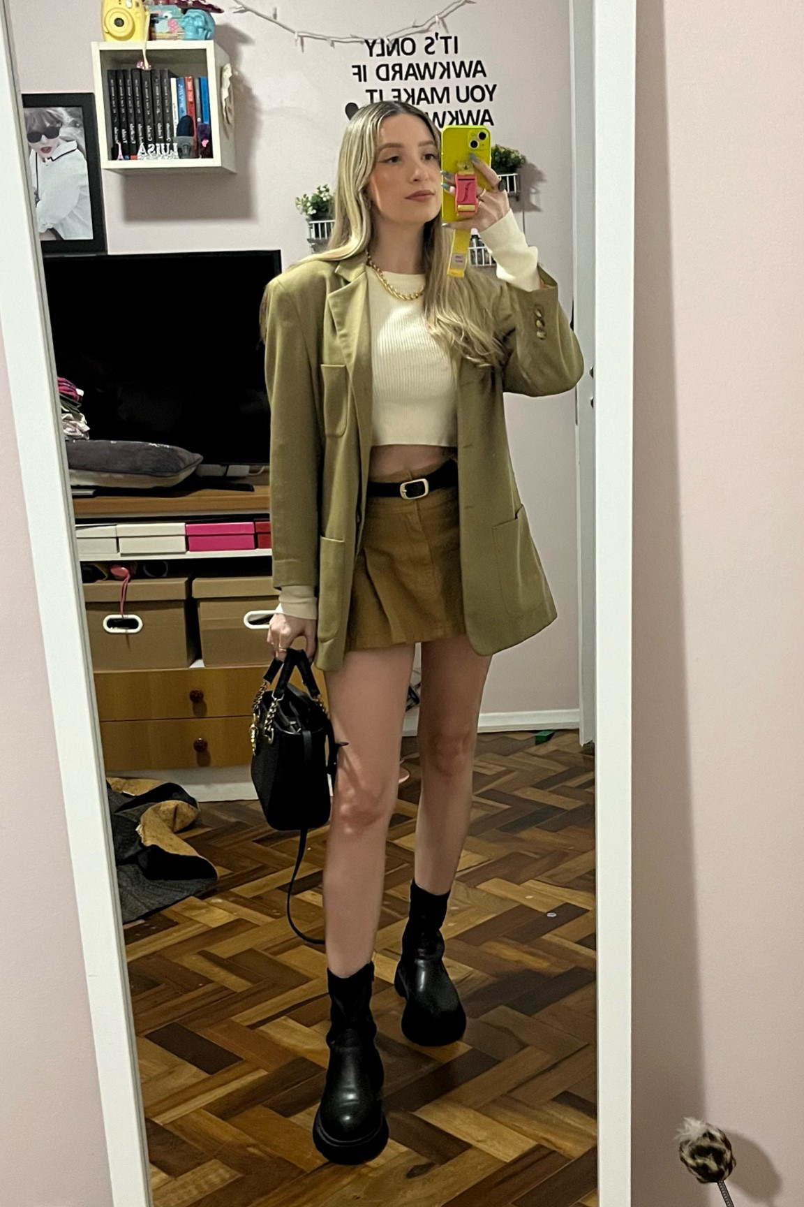 Blazer + Saia + Bota = look de inverso perfeito 

#LTKwinter #LTKbrasil #LTKdicadeestilo