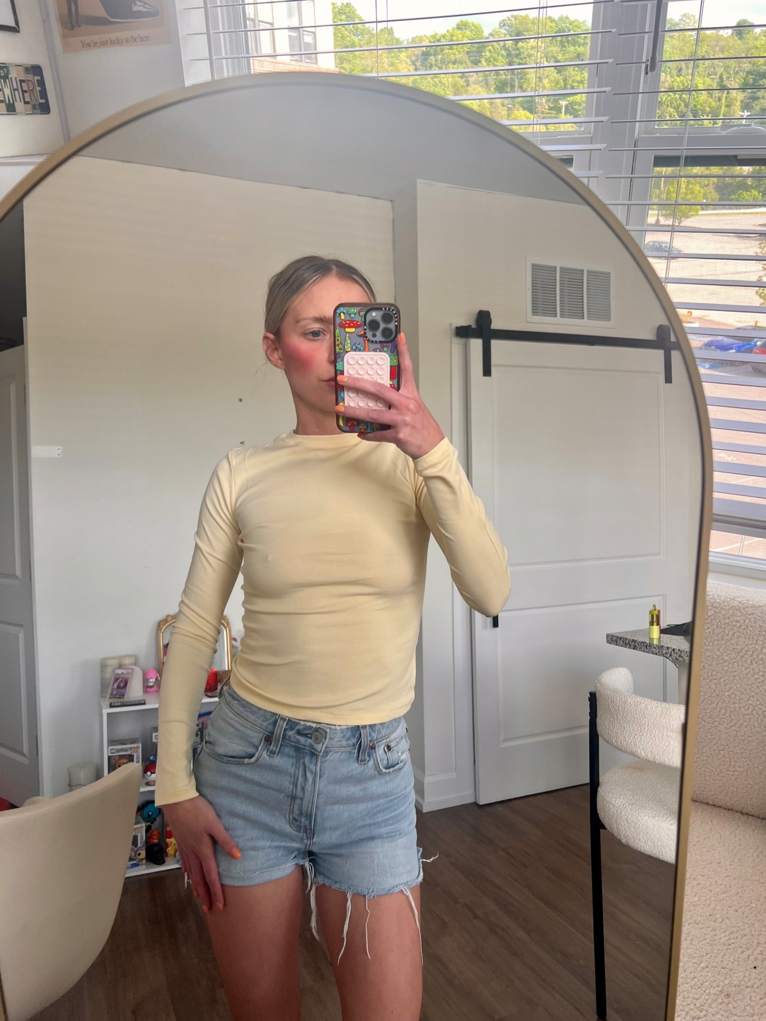 Size small top

#LTKootd