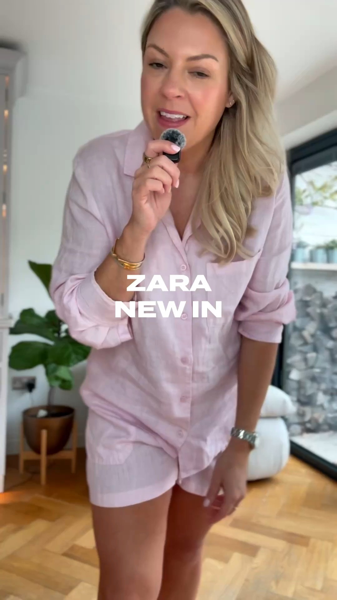 Zara new in

Linen coord 
Blazer 
Balloon trousers 
Jeans

#LTKuk #LTKsummer #LTKmidsize