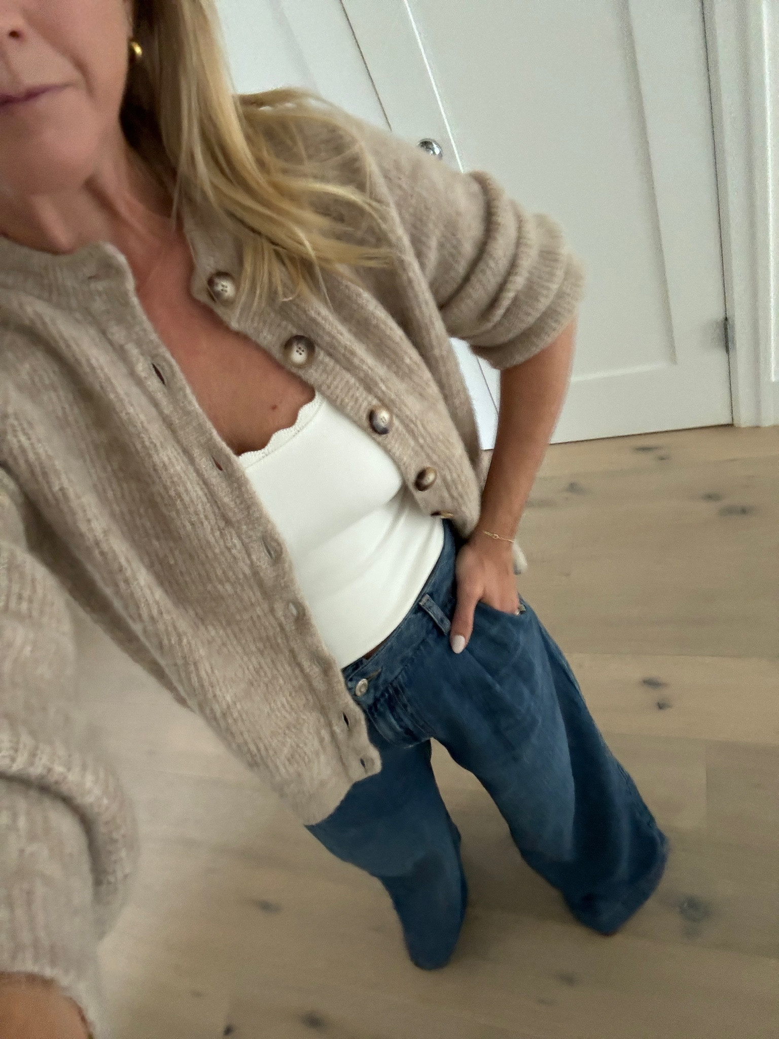 Jeans & Tank are Zara ❤️

#LTKSeasonal