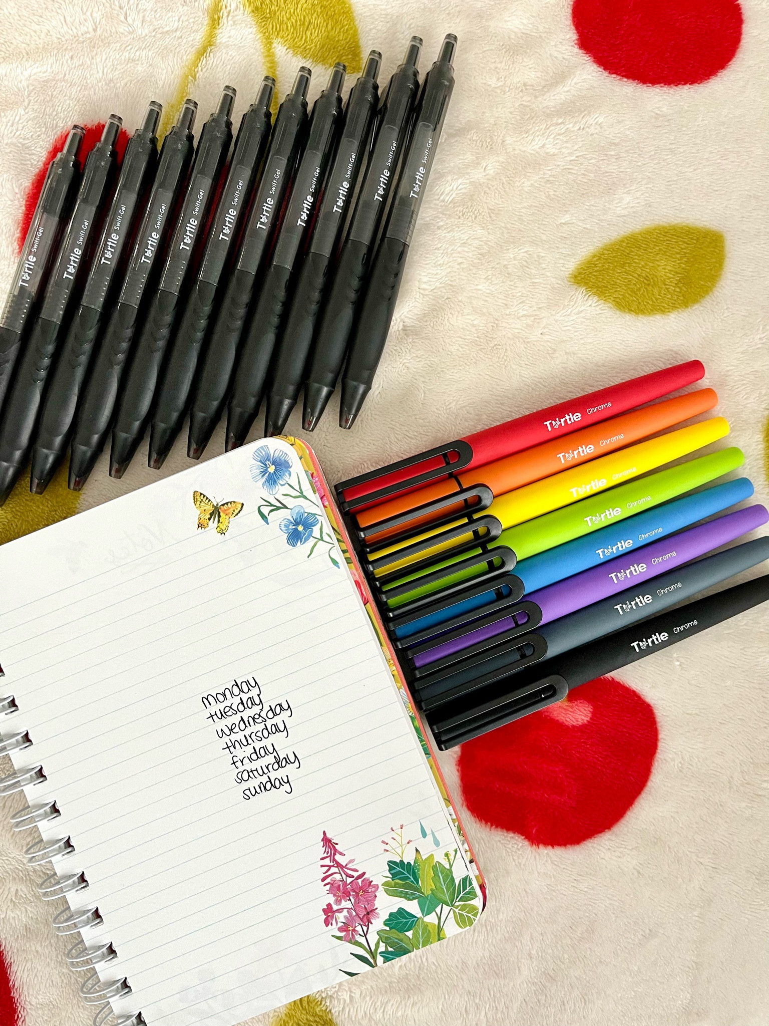Black gel pens

#LTKgiftguide #LTKcanada