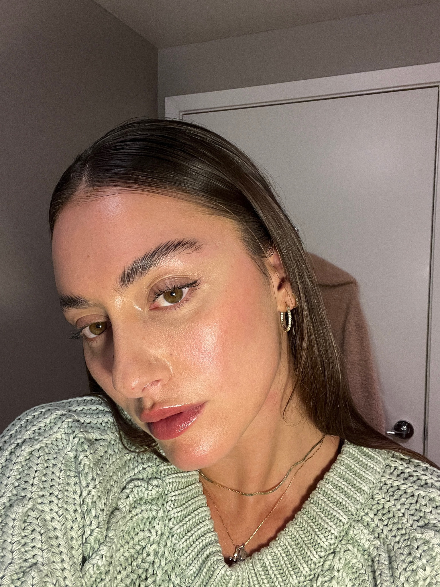 Makeup Routine lately: 

Tinted Serum - @iliabeauty 
Concealer - @merit 
Mascara - @yslbeauty 
Eyeliner - @urbandecaycosmetics 
Blush - @rmsbeauty 
Eyebrow gel - @benefitcosmetics 
Setting spray - @charlottetilburyskincare 
Lips - @rhode 

#LTKfindsunder100 #LTKCyberWeek