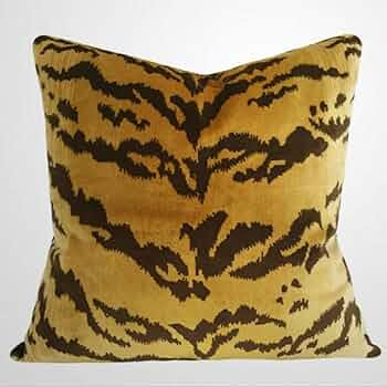 ArogGeld Chinoiserie Tiger Pillow Velvet Pillow Covers Asian Style Throw Pillow Cover Animal Prin... | Amazon (US)