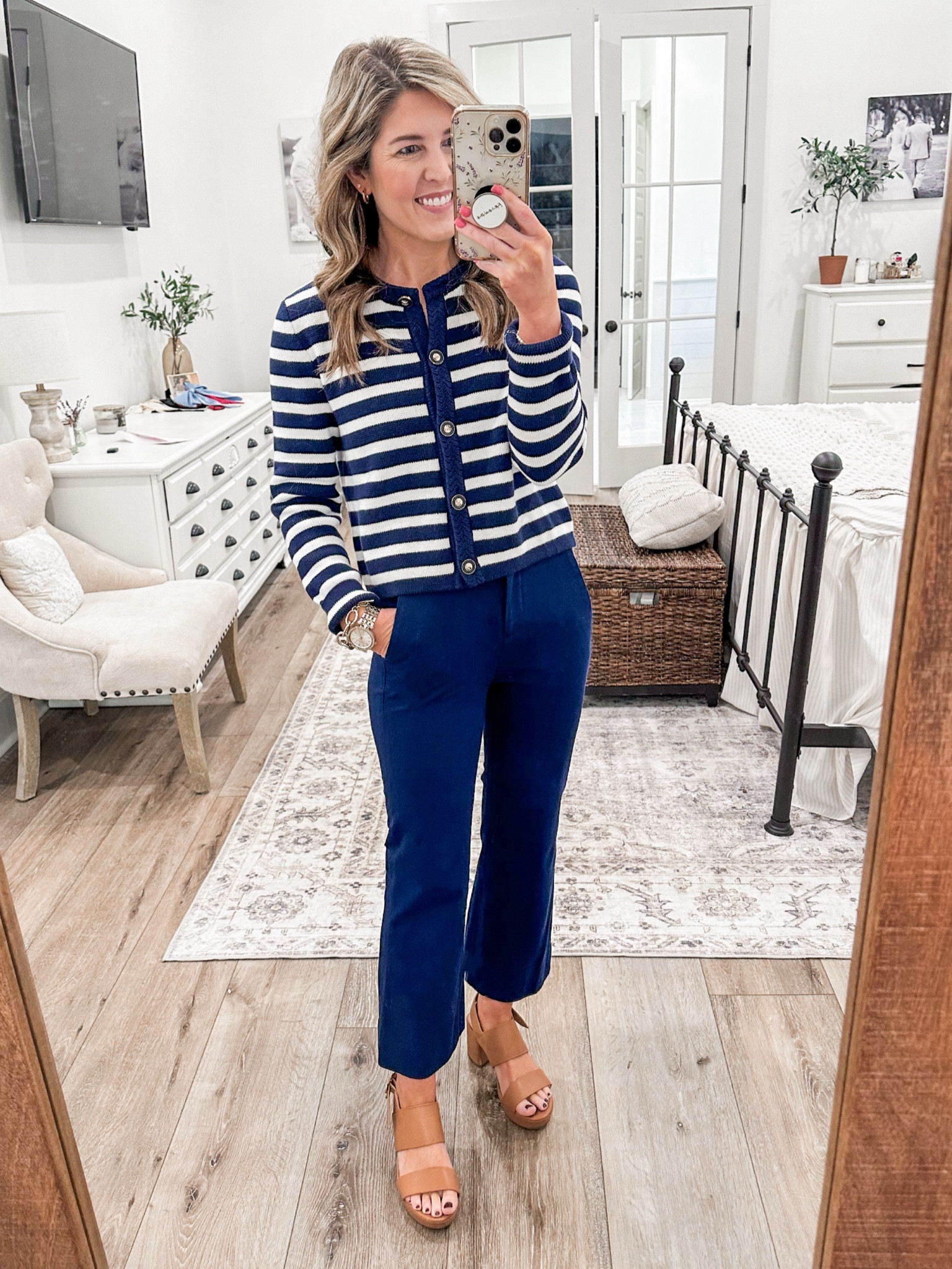 Monday work outfit 
Lady jacket- XS (tts)
Pants- 00P (tts- my favorite work pants!)
Platform heels- size 6 (tts)

Workwear, classic outfits, office outfit, business casual, lady jackett

#LTKworkwear #LTKstyletip #LTKsalealert