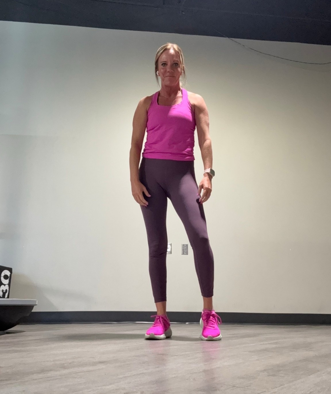 Strong, simple, and ready to move 💪
A good workout set just hits different — supportive, comfortable, and makes you feel confident showing up for yourself.
#ltkfitness #workoutwear #gymstyle #fitmom #athleisurelook #pinkworkout #fitnessmotivation #strongwomen #momfitness #faithandfitness


#LTKActive #LTKootd #LTKfitnessgoals