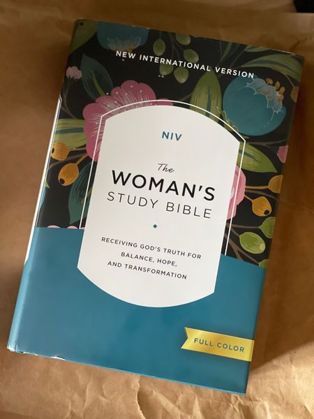 My new Women’s Study Bible for 2024 

#LTKfamily #LTKGiftGuide #LTKfindsunder50