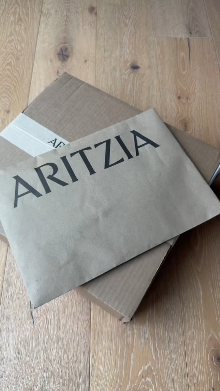 Aritzia Spring Haul 🌷✨ I will have these on my LTK in the @Aritzia section! I’ll post a try on soon 🫶🏻

#LTKootd #LTKSpringSale #LTKgrwm