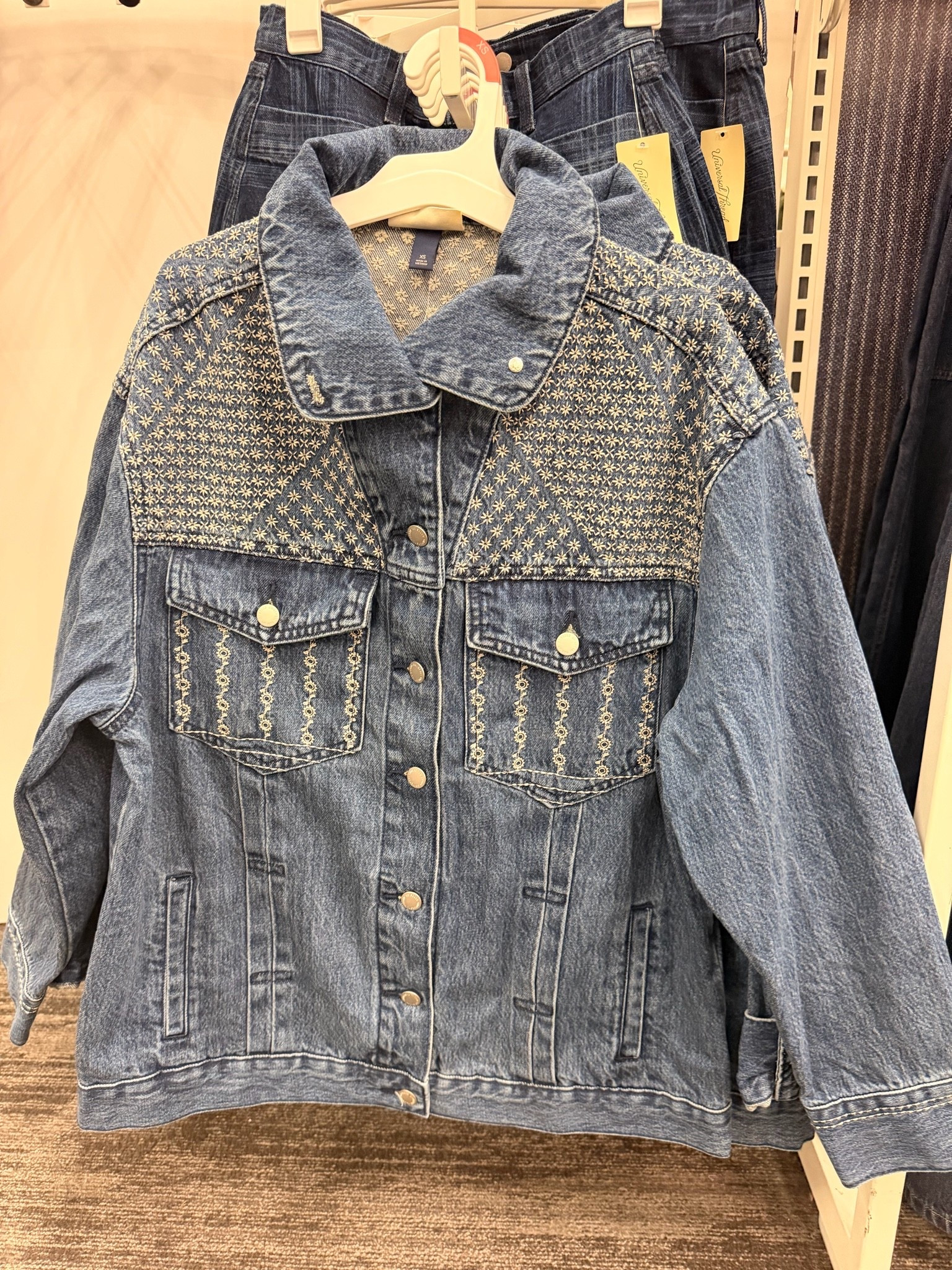 This new Target jacket is AMAZING

#LTKstorytime #LTKmomlife #LTKgrwm