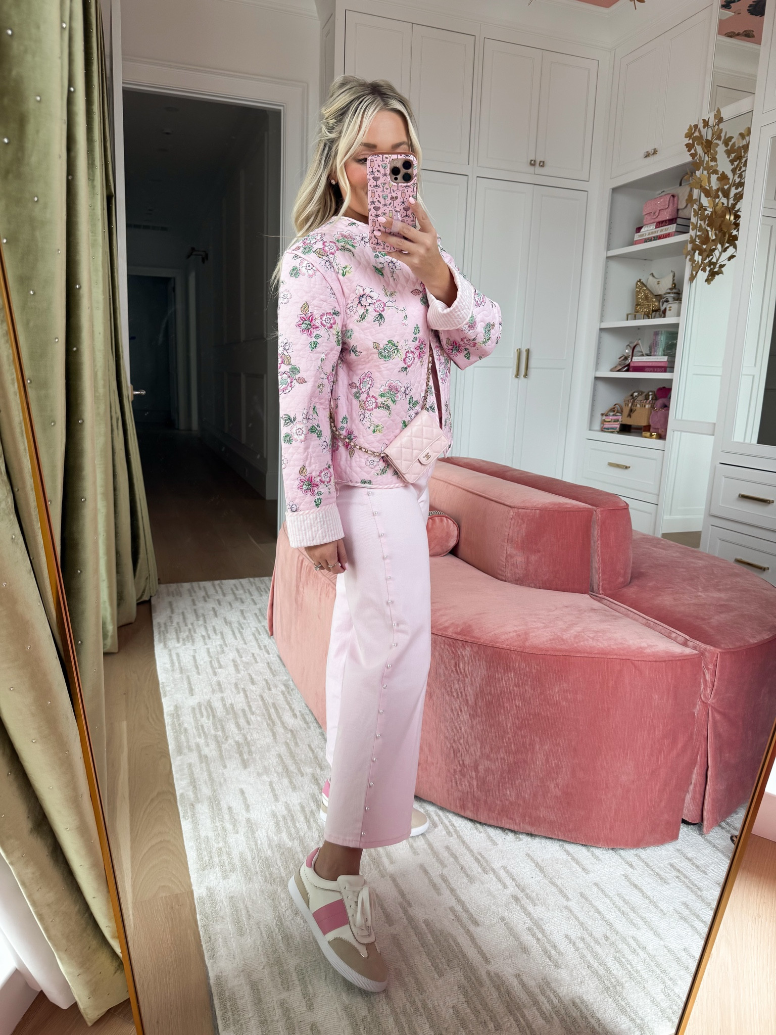 Love these pink pearl stud jeans! They’re so comfortable  

#LTKootd #LTKgrwm #LTKWorkwear