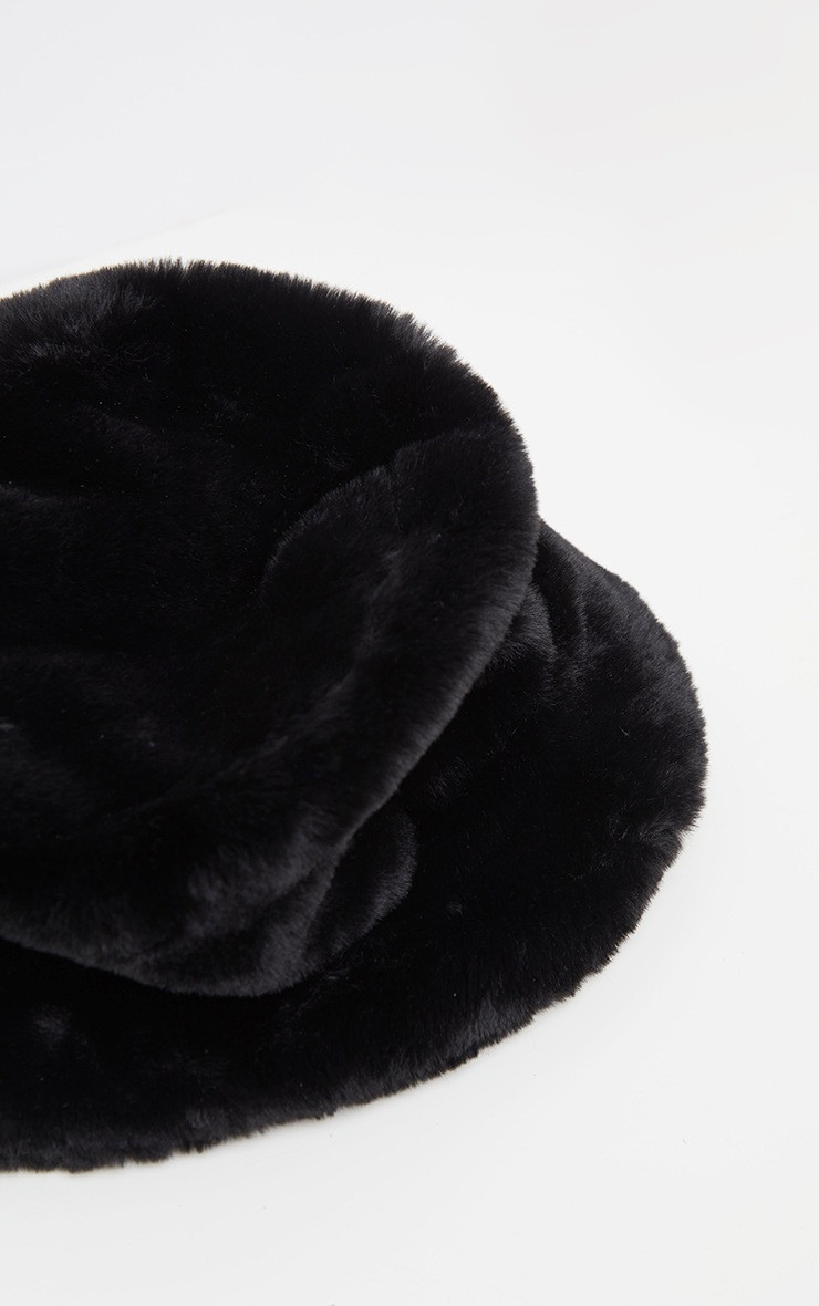 Black Faux Fur Bucket Hat | PrettyLittleThing CAN