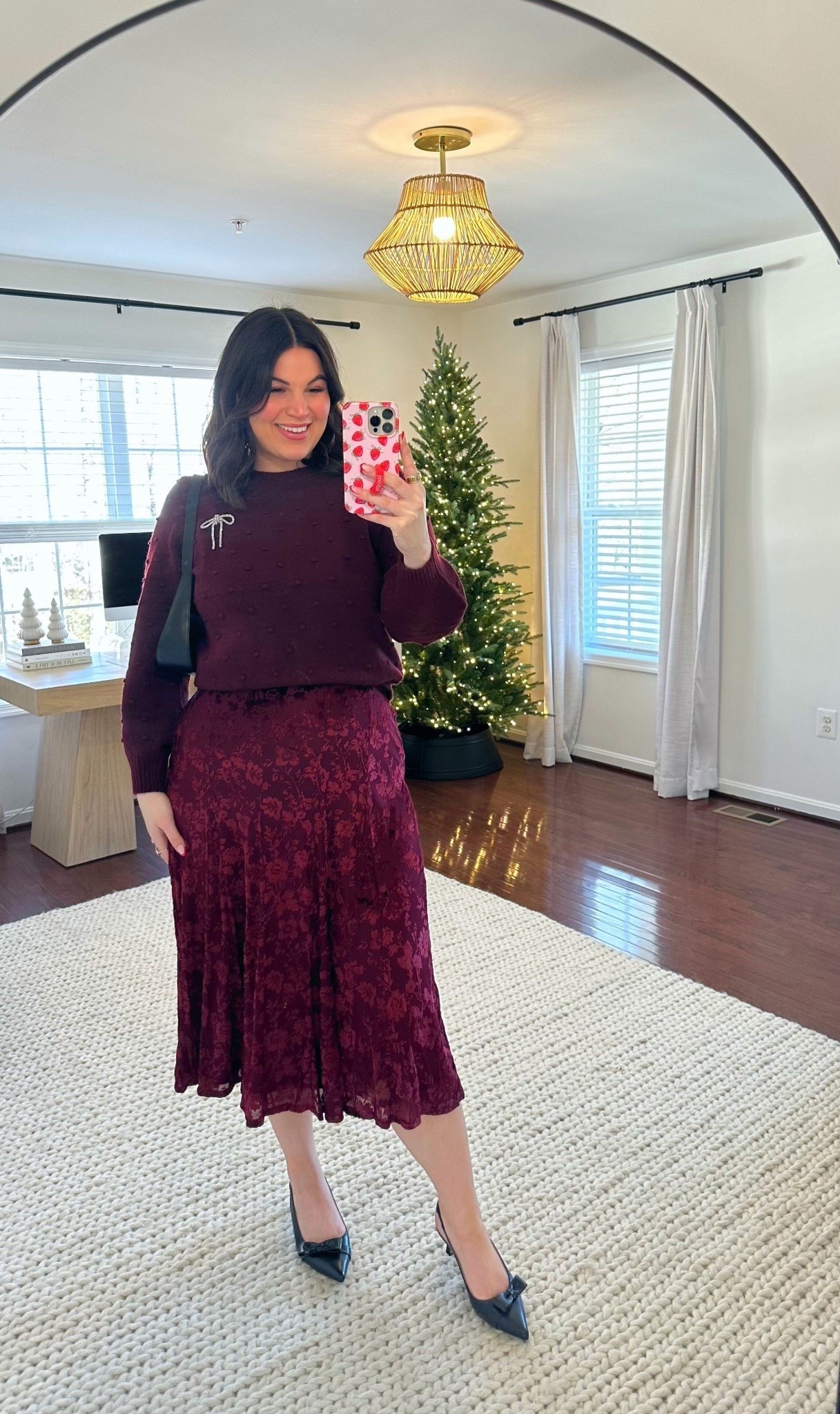 Midsize holiday outfit idea for a Christmas party but I was especially thinking for a work party! Love this balloon sleeve sweater but I am sooo sorry to say it’s sadly already sold out 😭 added some similar options though 

Bralette - xl
Sweater - large 
Skirt - large 
Heels - 9.5 wide 



#LTKMidsize #LTKootd #LTKHoliday