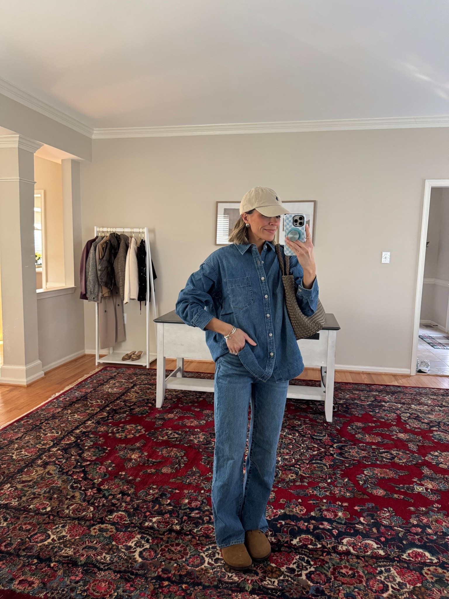 Aritzia sale ending tonight
XS top 
Jeans size 25

#LTKmomlife #LTKSaleAlert #LTKFindsUnder100