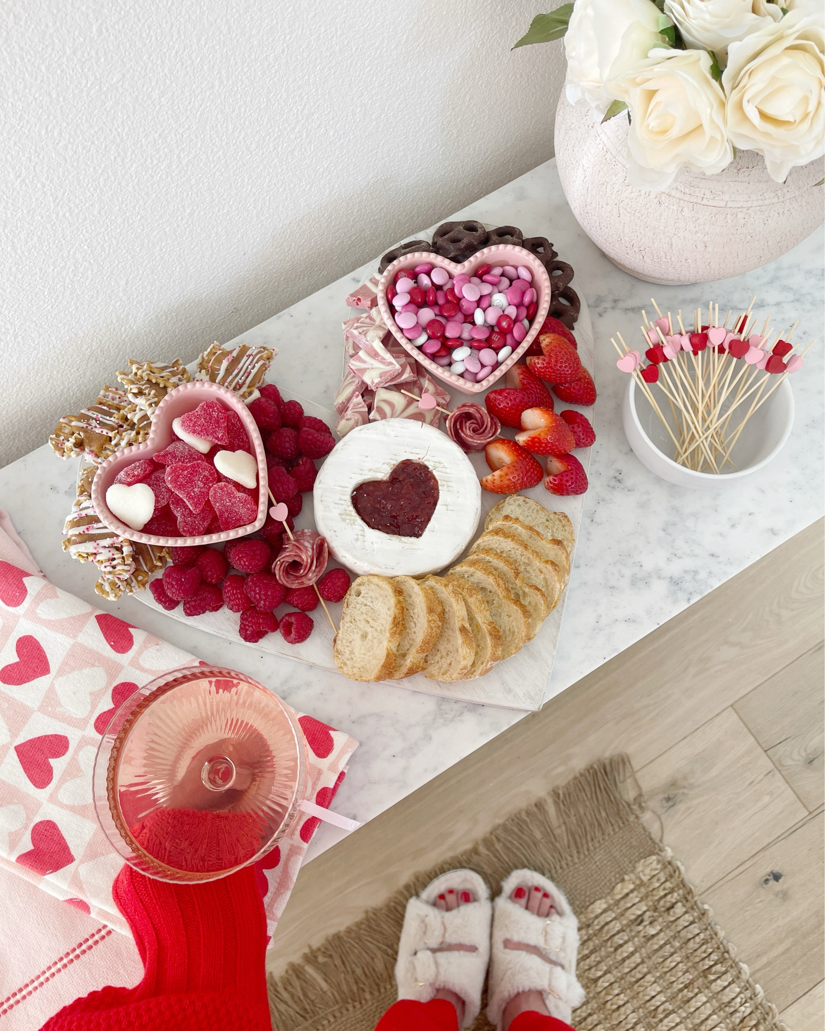 Valentines / Valentine’s Day setup ❤️

Heart
Pajamas
Cozy 

#LTKHome