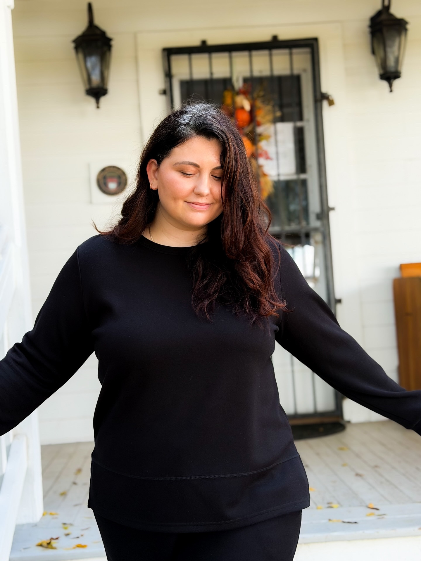 I know gray hair can be triggering but I’m starting to love mine more and more… so I will be letting it grow without covering it for the foreseeable future. I might change my mind later who knows 🤷🏻‍♀️ 

Sephora sale starts soon, and this set is super comfy! Comment SHOP for direct 🔗 https://liketk.it/5uTaP

#ltkstyletip #ltkunder50 #ltkmidsize #midsizefashion #ootd #amazonfashion #loungeset