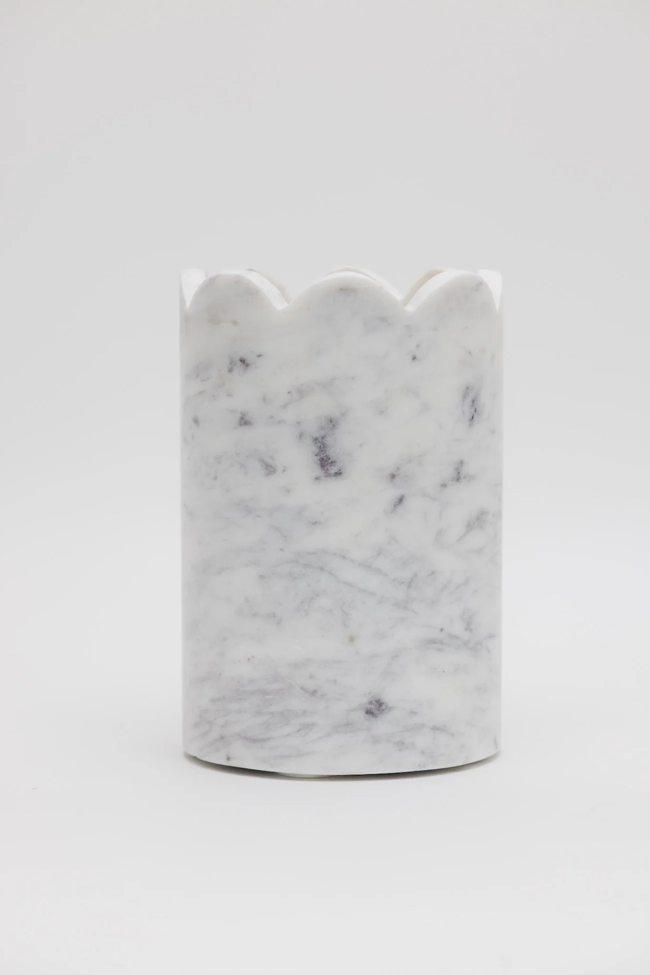 Scalloped Marble Bottle Chiller | THELIFESTYLEDCO