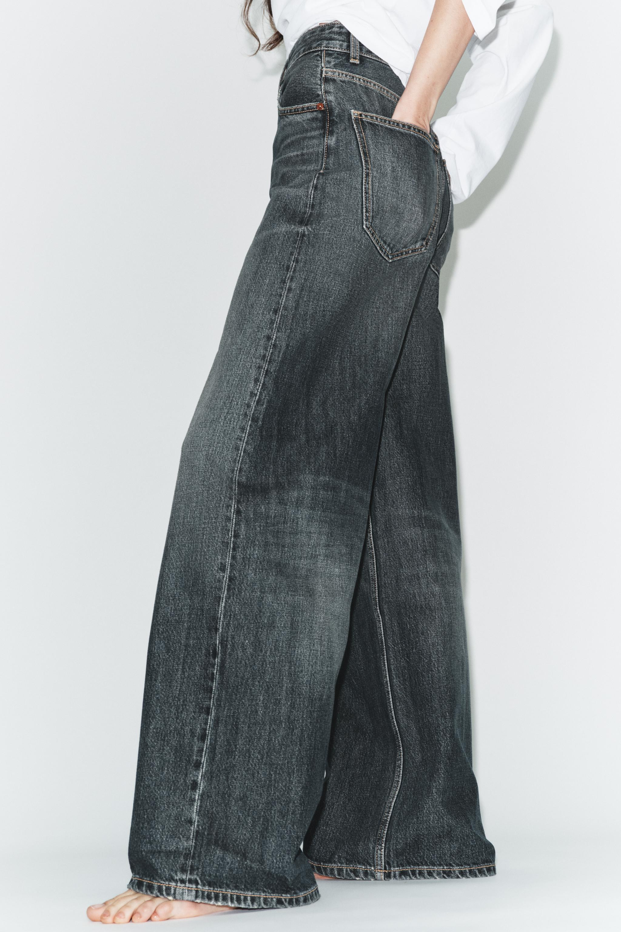 HIGH WAIST - EXTRA WIDE LEGHigh-waisted jeans with five pockets. Extra long wide leg. Front zip a... | Zara US