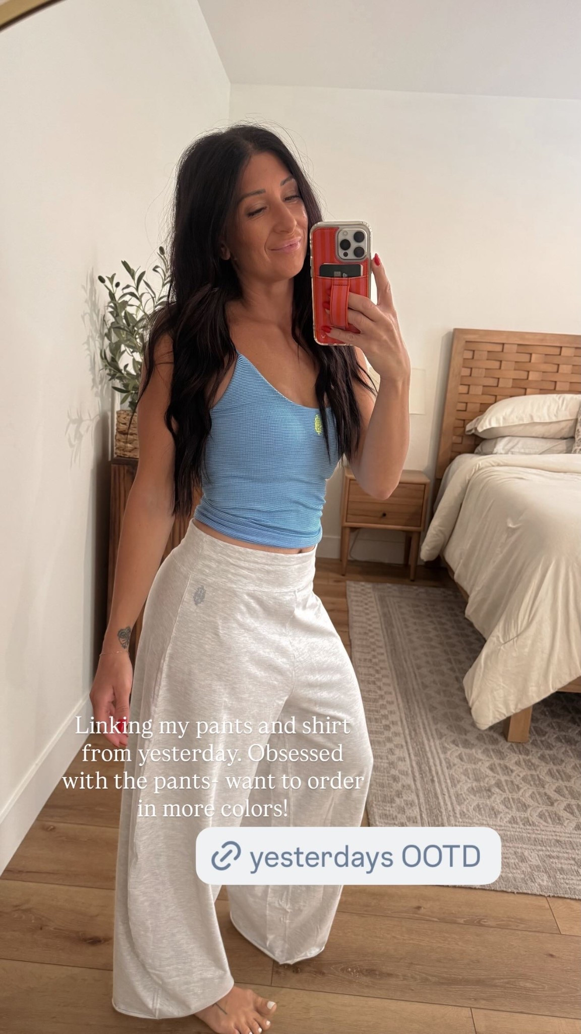Linking my pants and shirt from yesterday. Obsessed with the pants- want to order in more colors!