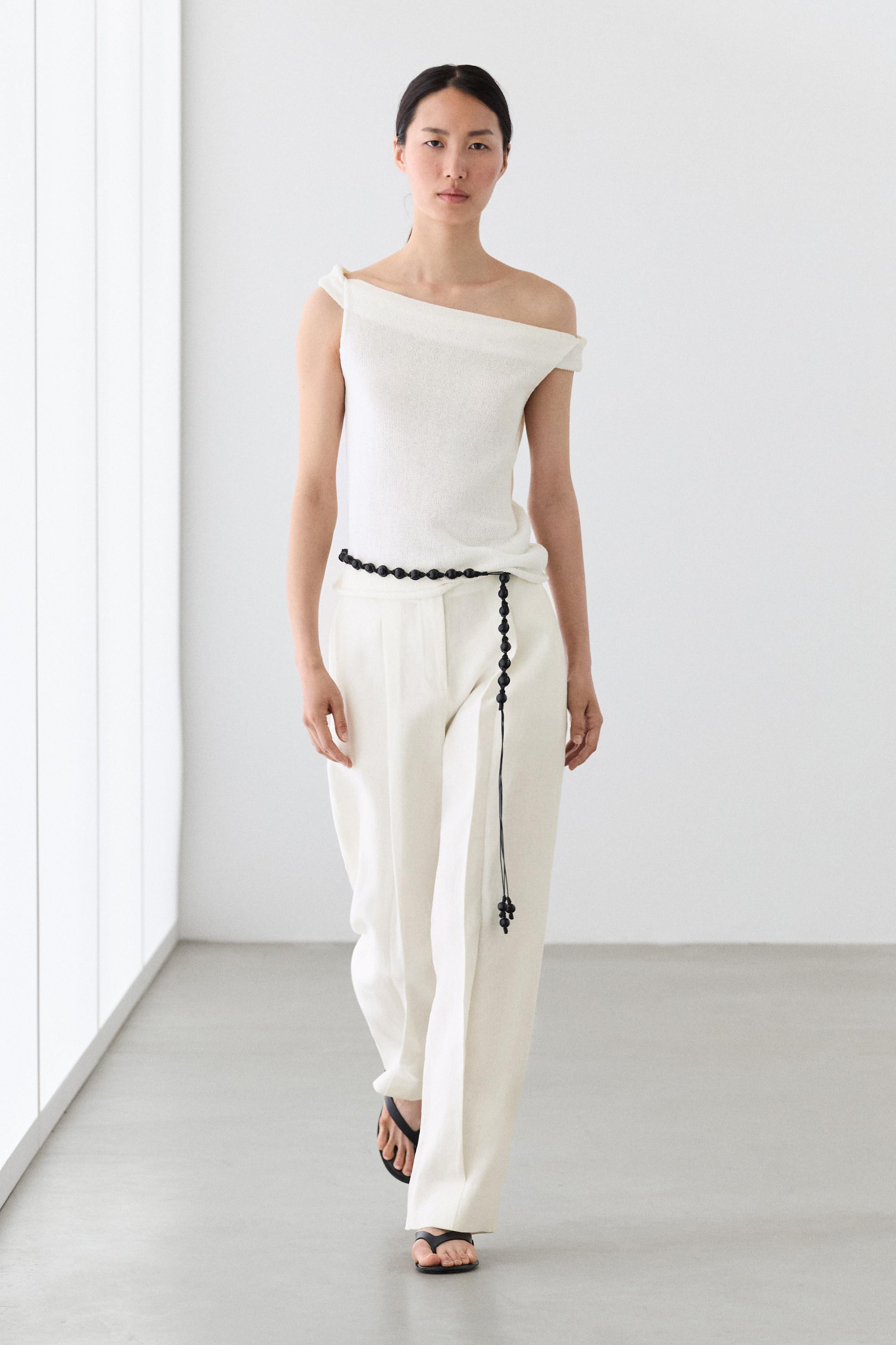 Linen trousers with darts | Massimo Dutti US
