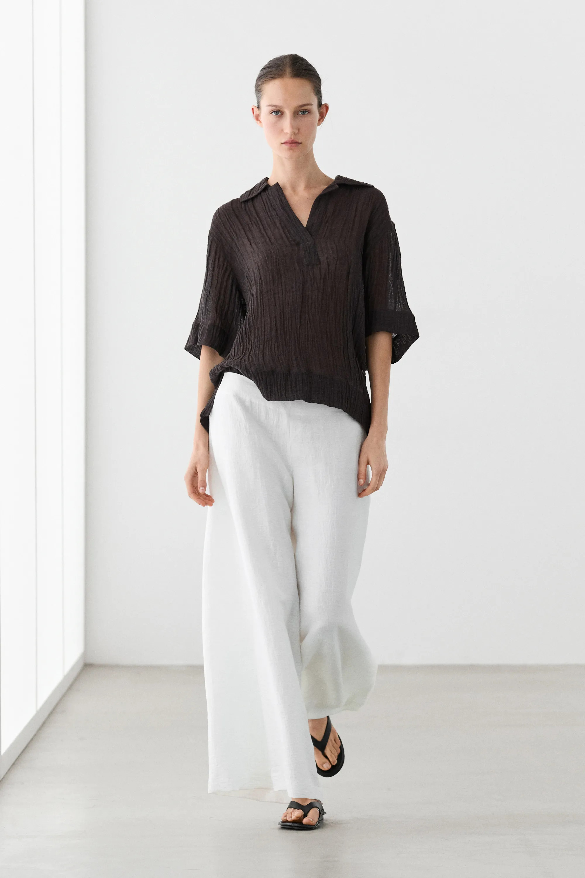 FLOWING LINEN BLEND POLO BLOUSE | Massimo Dutti UK