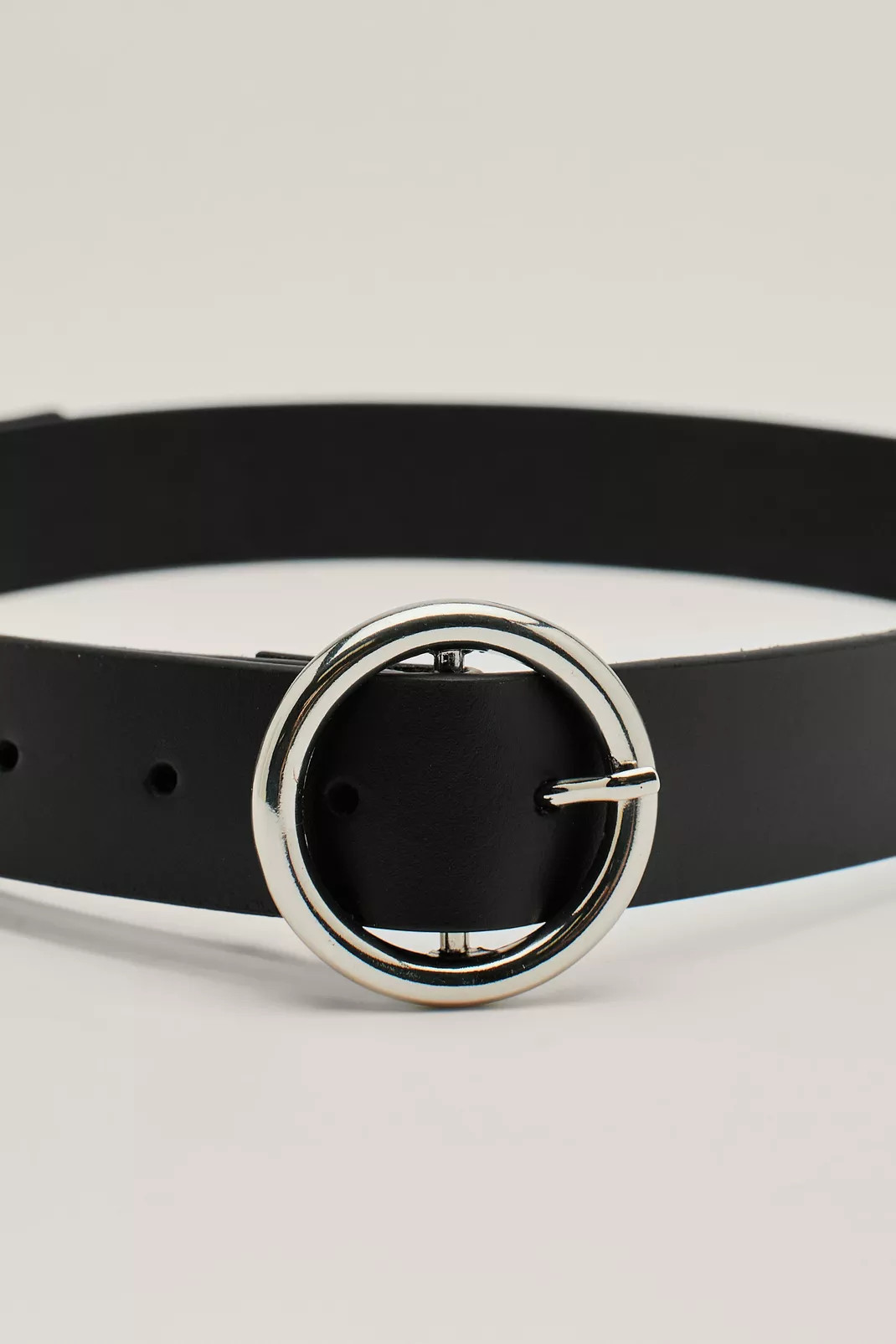 Leather Circle Buckle Belt | Nasty Gal UK (+IE)