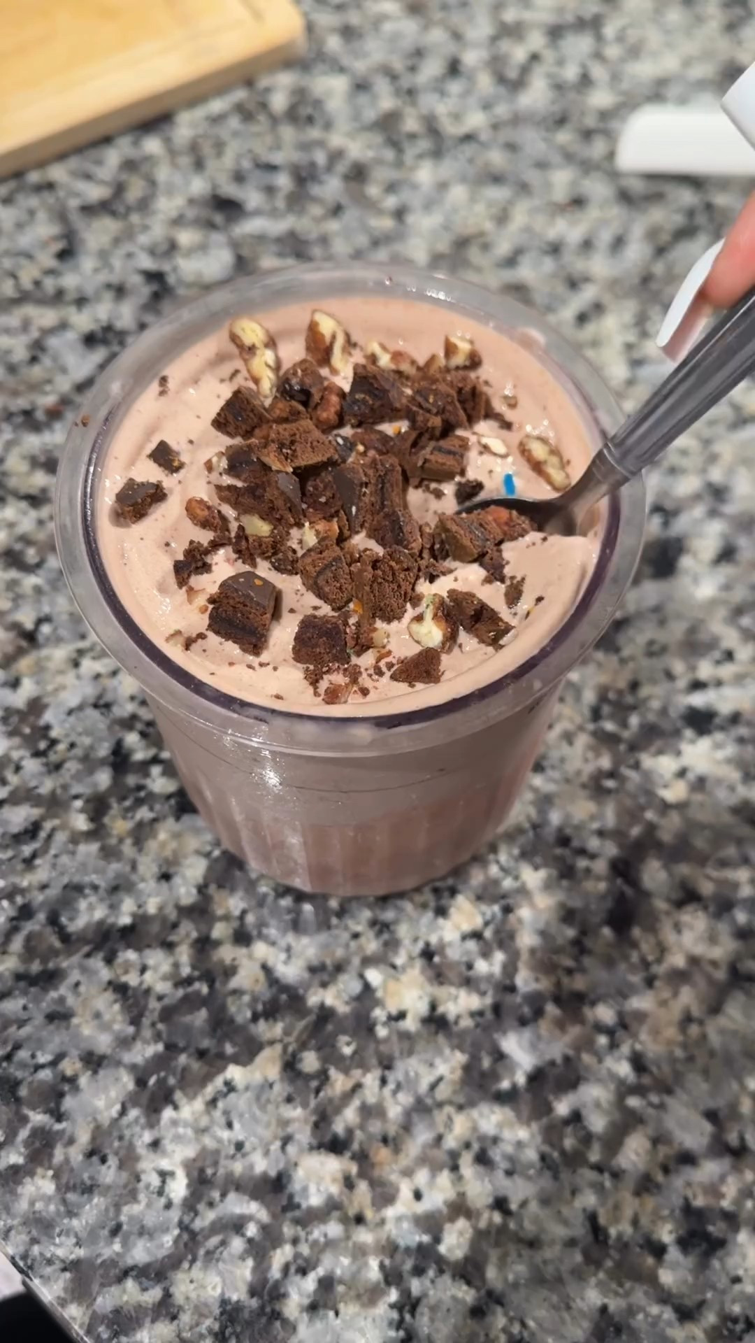 Ice cream maker? coming w me 💀💀💀 shneeds it!! 

comment “recipes” for weekly recipe drops, (including this one) every Sunday plus unlimited access to all my workout programs with video tutorials, and more🤍