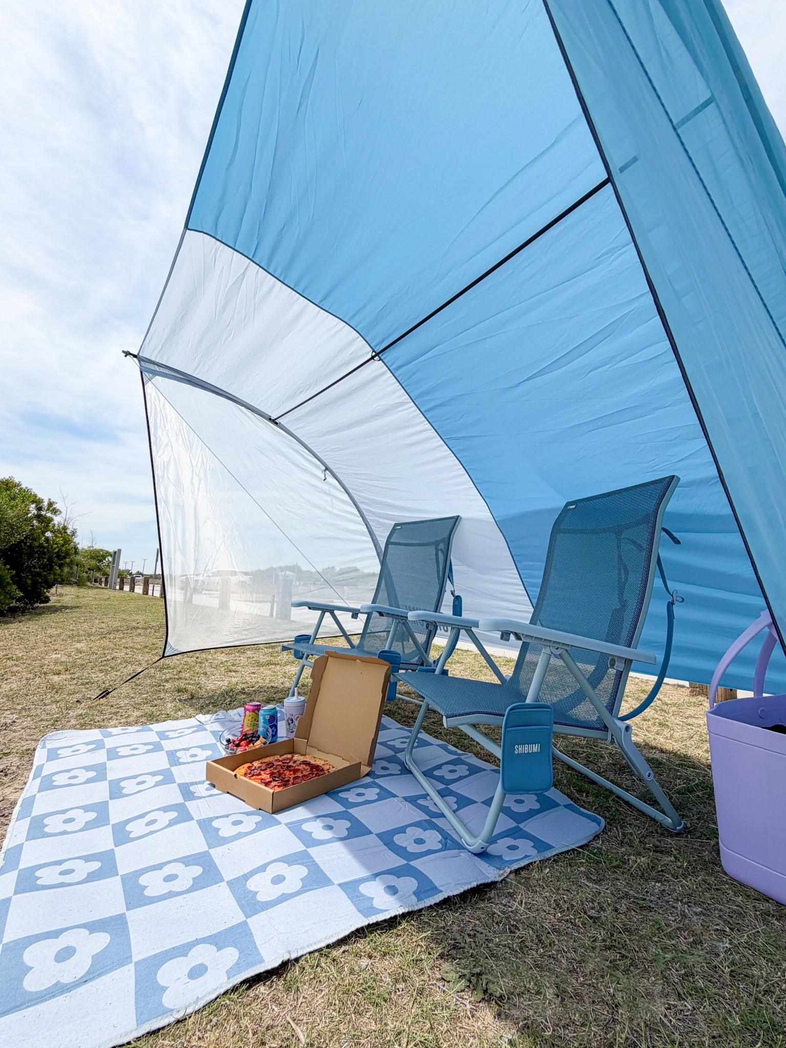 Park moms, sports moms, anyone living outside this summer.. you need this shade! It’s compact, lightweight, and offers UPF 50+! code JessySummer for 10% off orders $100+ valid through 7/6! 

#ad #shibumishade

#LTKdayinmylife #LTKmomlife