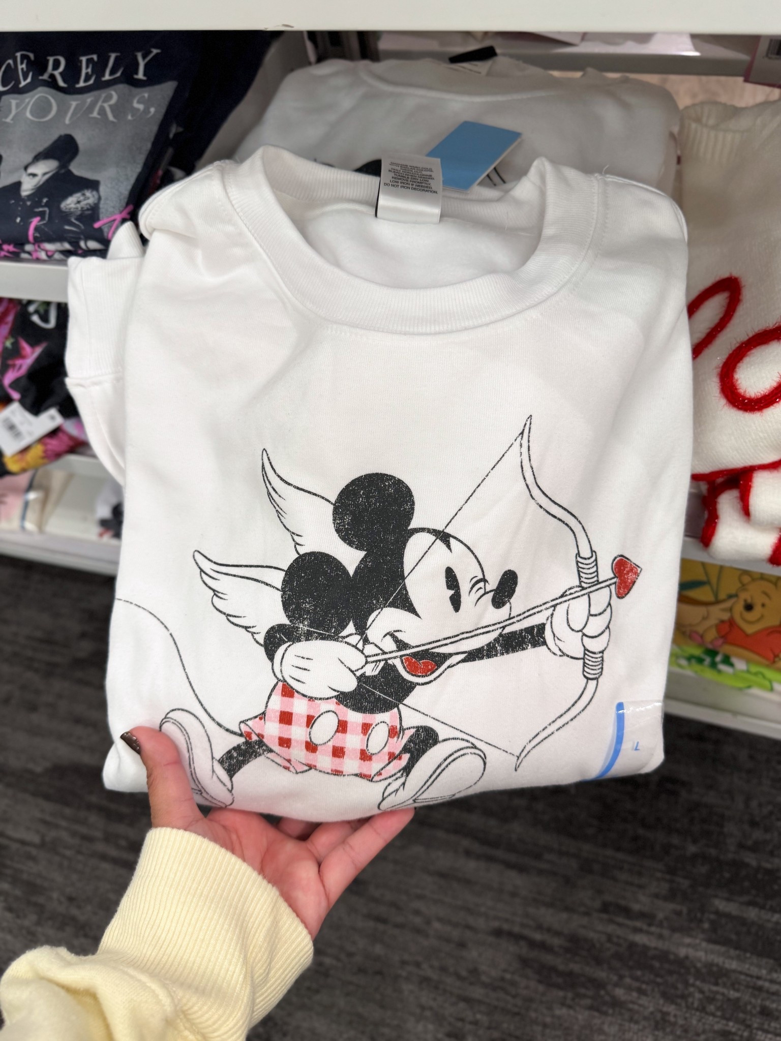 Mickey valentines sweatshirt 💘

target style, Valentine’s Day, disney sweatshirt 

#LTKValentine #LTKootd