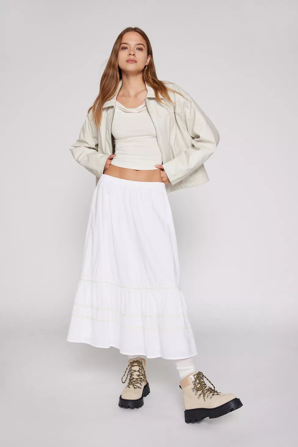 Kimchi Blue Mariana Tiered Midi Skirt | Urban Outfitters (US and RoW)