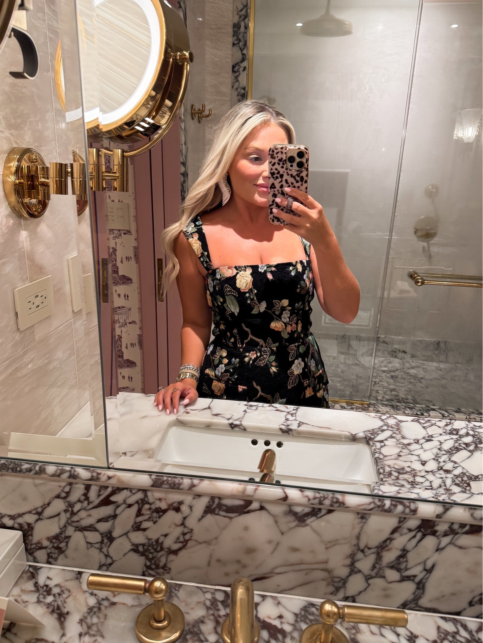 Last night’s dinner look! Love this romper!

#LTKgrwm #LTKootd #LTKTravel