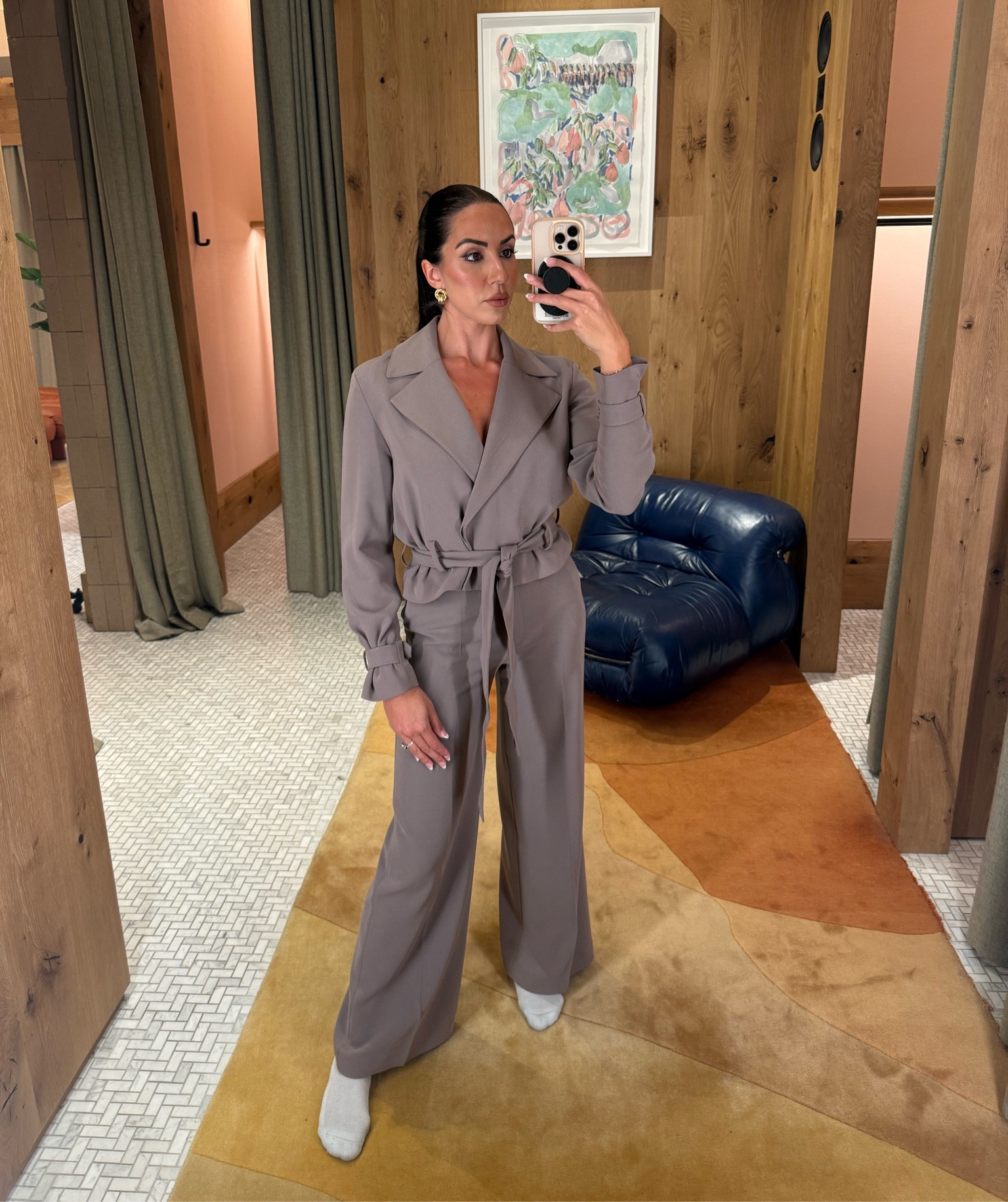 Aritzia set I’m obsessed with! Perfect workwear outfit. Comes in ao many diff colors too!
Wearing size 2XS in top and size 2 pants.

#LTKstyletip #LTKworkwear