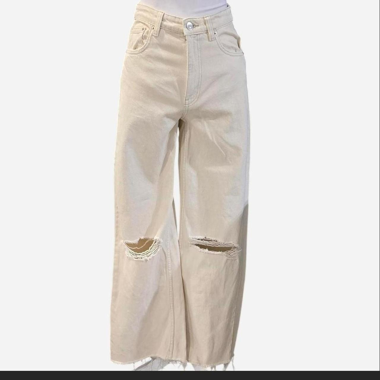 Bershka Women's Jeans - Cream/White - 4 | Depop US