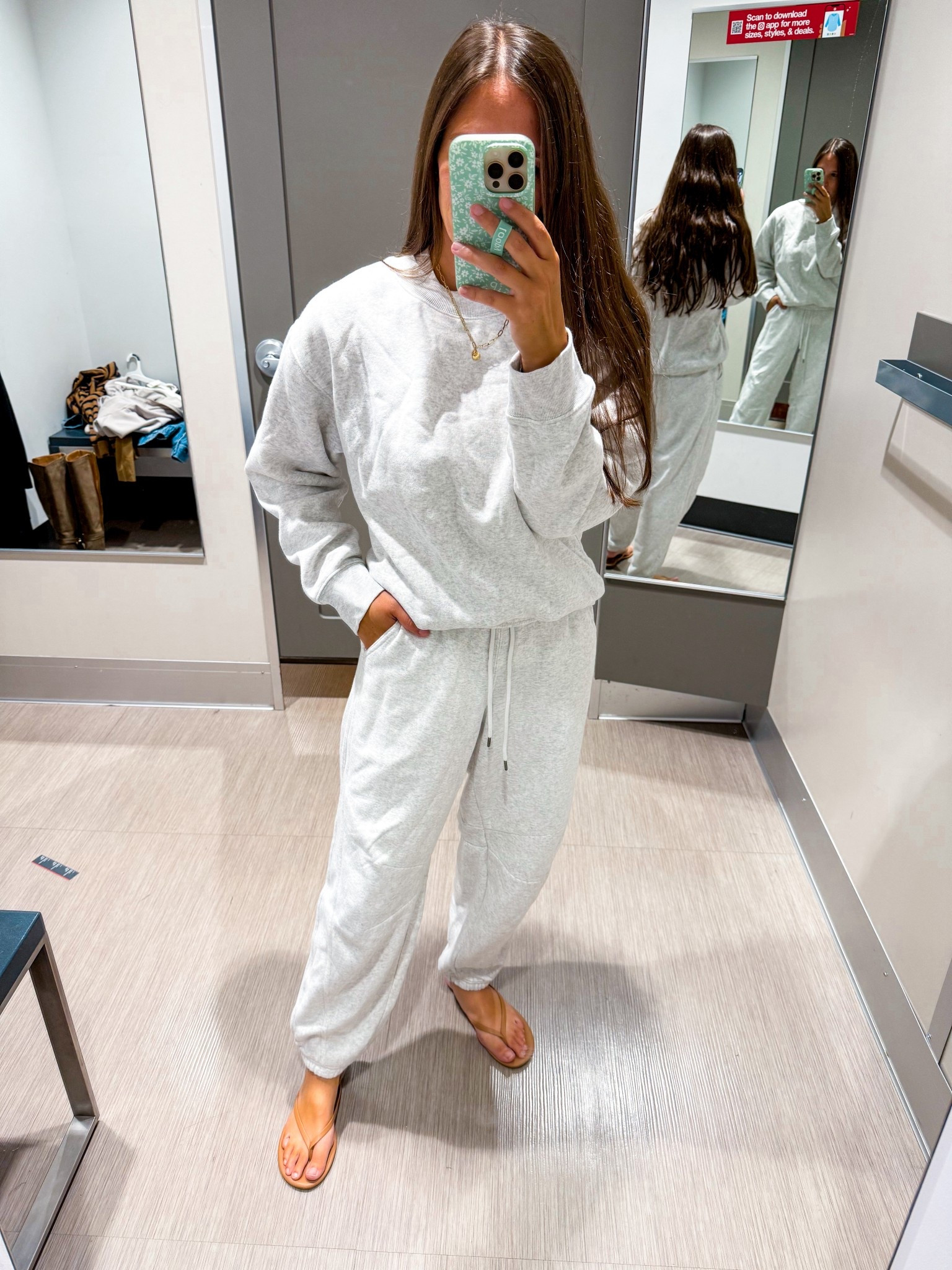 Sweatpants have pleats! So cute wearing XS in both! Extremely soft 


#LTKFindsUnder50 #LTKStyleTip #LTKFindsUnder100