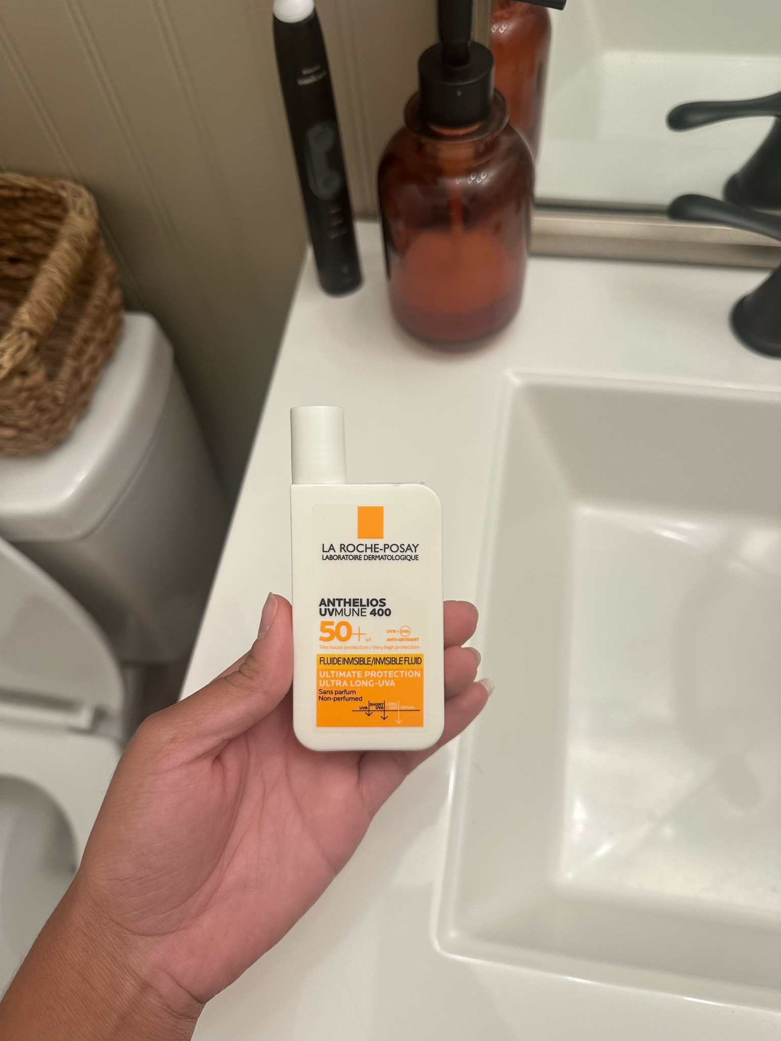 the best chemical sunscreen!! no white cast🤍☀️🧴

#LTKBeauty #LTKSaleAlert #LTKFindsUnder50