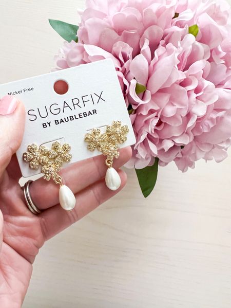 Pretty earrings that would make a great gift for Mother’s Day! 




Earrings, jewelry , target style , target finds , Mother’s Day , Mother’s Day gift idea 

#LTKGiftGuide #LTKunder50 #LTKbeauty