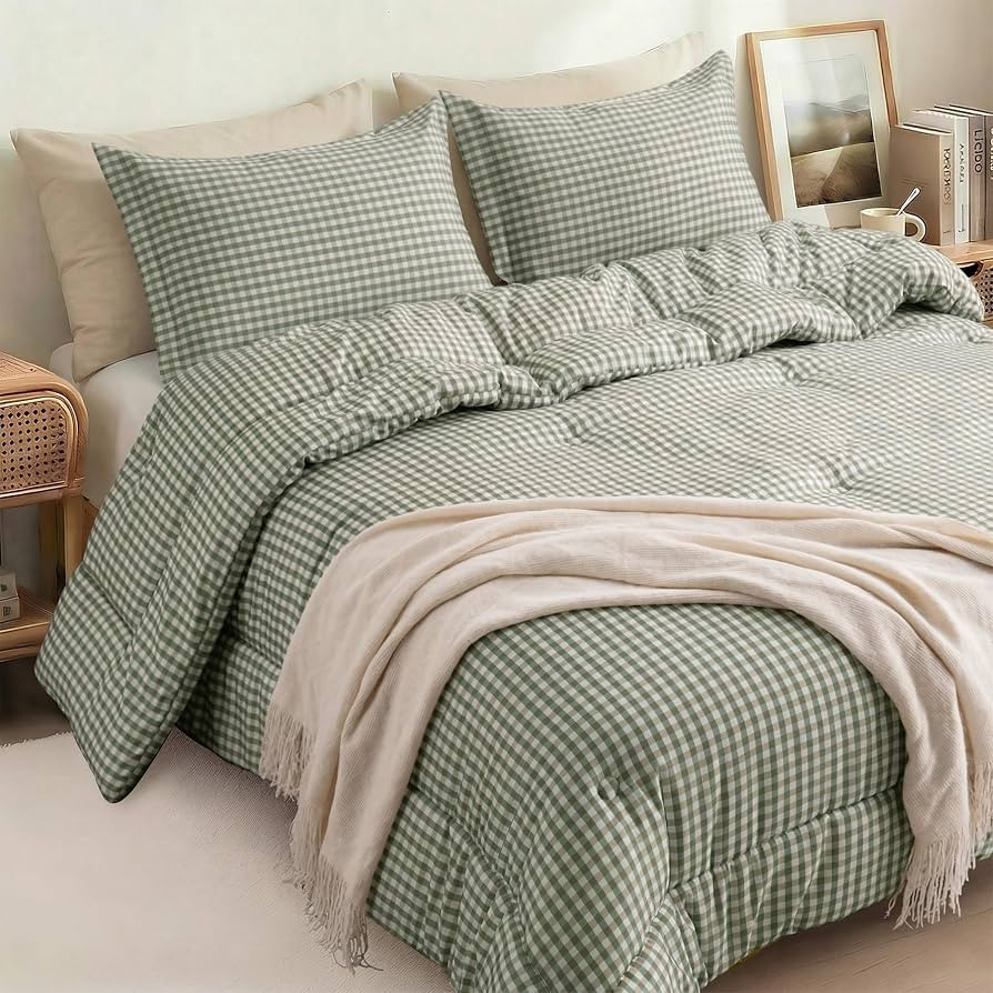 Queen Comforter Set, Modern Plaid Checkered Bedding, Green Gingham Brown Grid Bed Comforter, Soft... | Amazon (US)