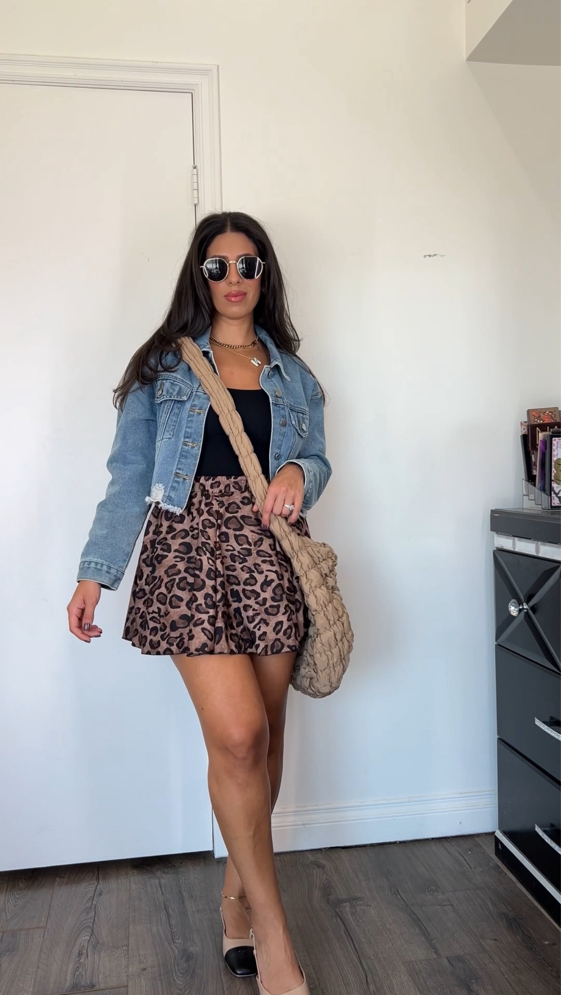 Leopard skirt outfit idea

#LTKSeasonal #LTKFindsUnder50 #LTKStyleTip