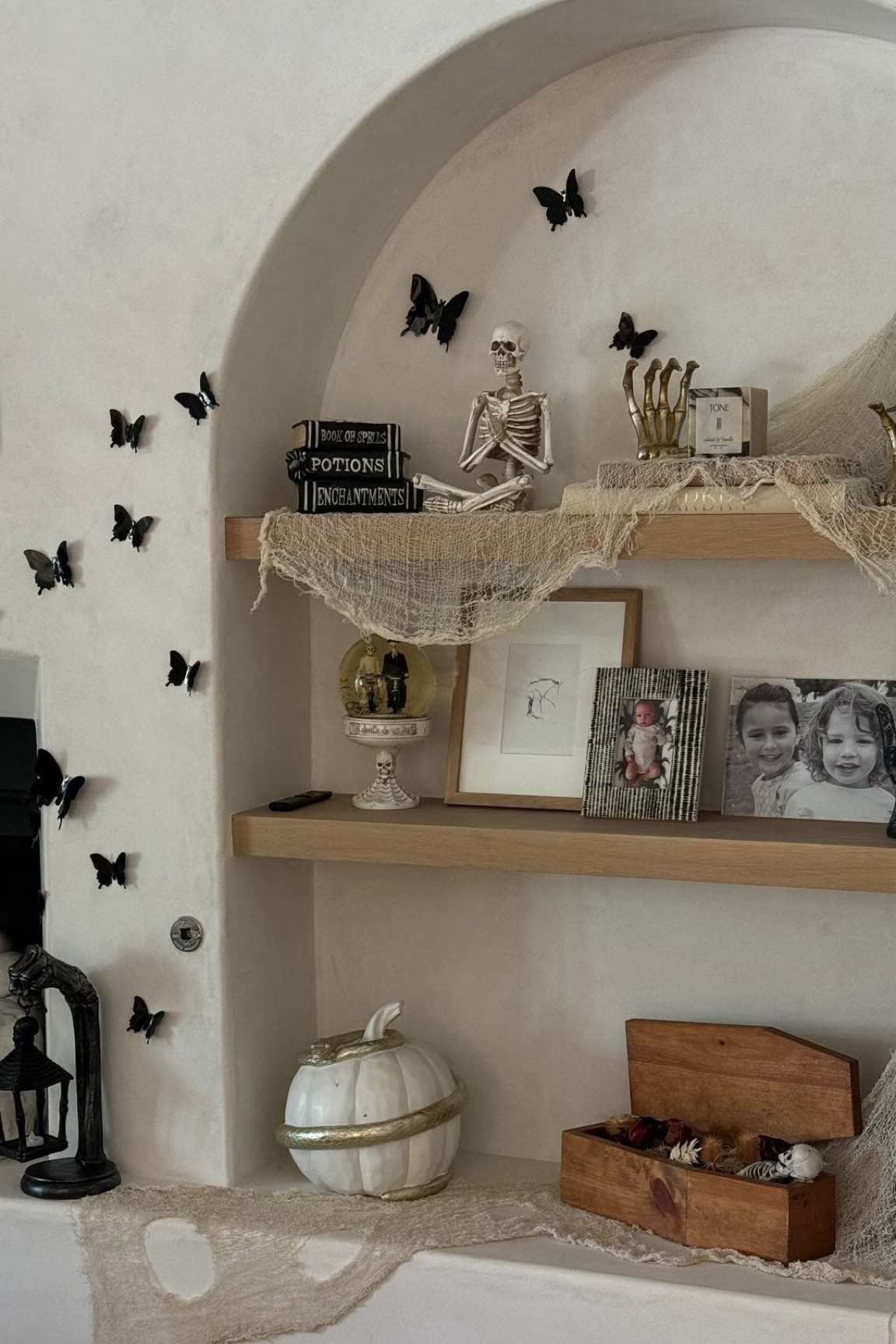 Neutral Halloween decor 

#LTKHalloween #LTKHoliday #LTKHome