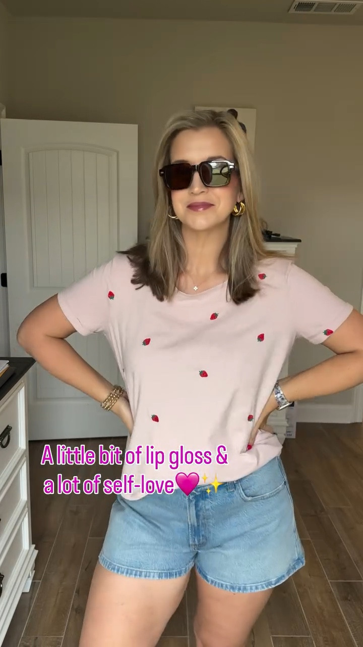 💋💁🏼‍♀️👊🏼🩷💥✨💯😍🩵🌺

#confidentwomen #keepitsassy #ootd #springstyle

#LTKootd #LTKSeasonal #LTKgrwm