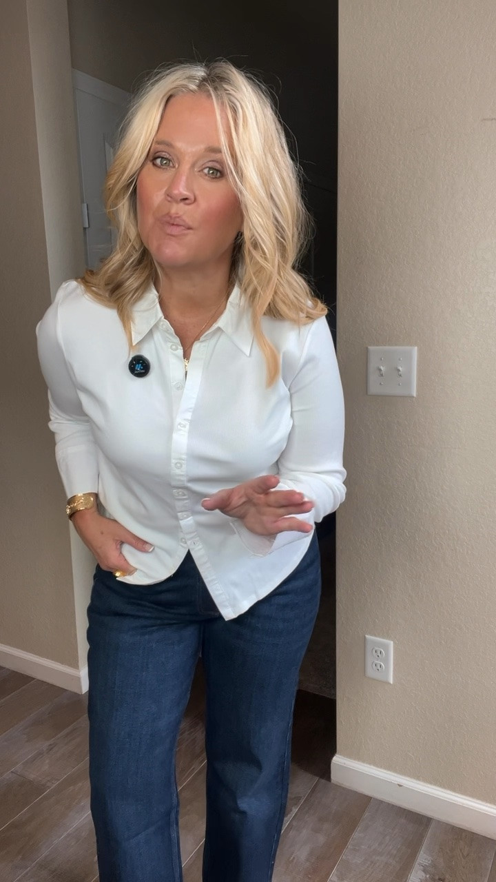 ✨Tap the bell, save and ❤️ start here over 40 fashion, midlife style, midsize fashion and luxury looks for less.  


⬇️Sizing information:
Top large downs
Jeans 12 (size down if in between sizes.) 

These are the 7 pieces I’m loving for fall this week 🤎

Not because we need more clothes 😂 but because these are the pieces that actually make getting dressed easier.

Good jeans, great layers, the perfect tank and loafers that pull everything together. Wear them together, mix them with what you already own, and get a LOT of outfits out of them.

That’s always the goal around here. Buy better. Look good. Feel good.

I linked all 7 + how I’m wearing them. 🤍

👑 Helping you look good, feel good.-Lindsey Denver   Check back daily for belly-friendly style, confidence, and Outfit Physics™.

#LTKOver40 #LTKMidsize #LTKPlusSize

Comment SHOP below to receive a DM with the link to this post on my LTK ⬇ https://liketk.it/6oEFM